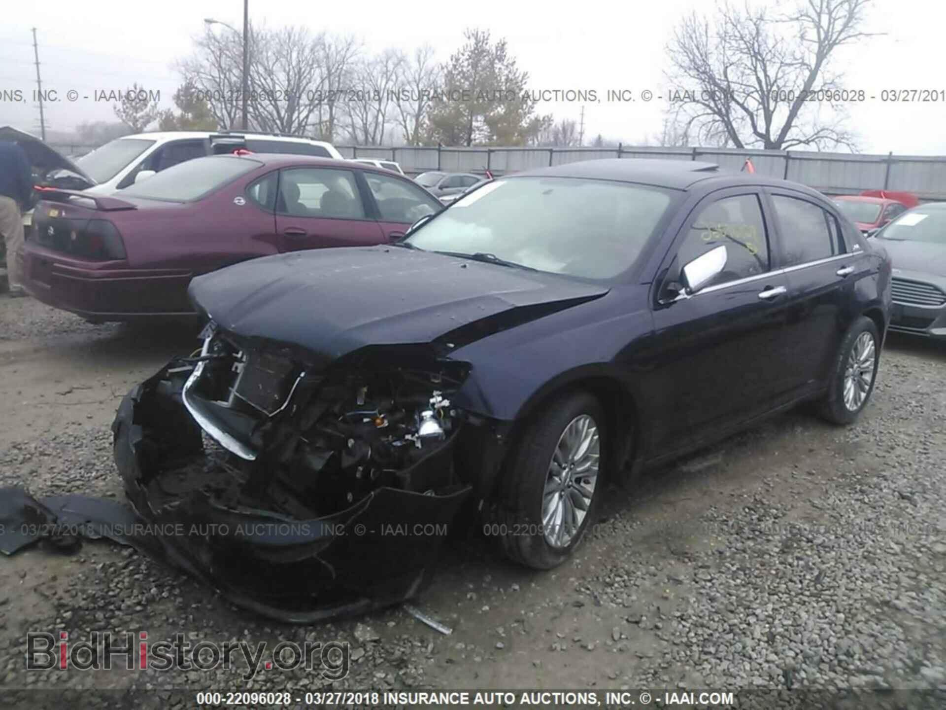 2012 Chrysler 200 - VIN: 1C3CCBCB4CN293295 - Фото 2