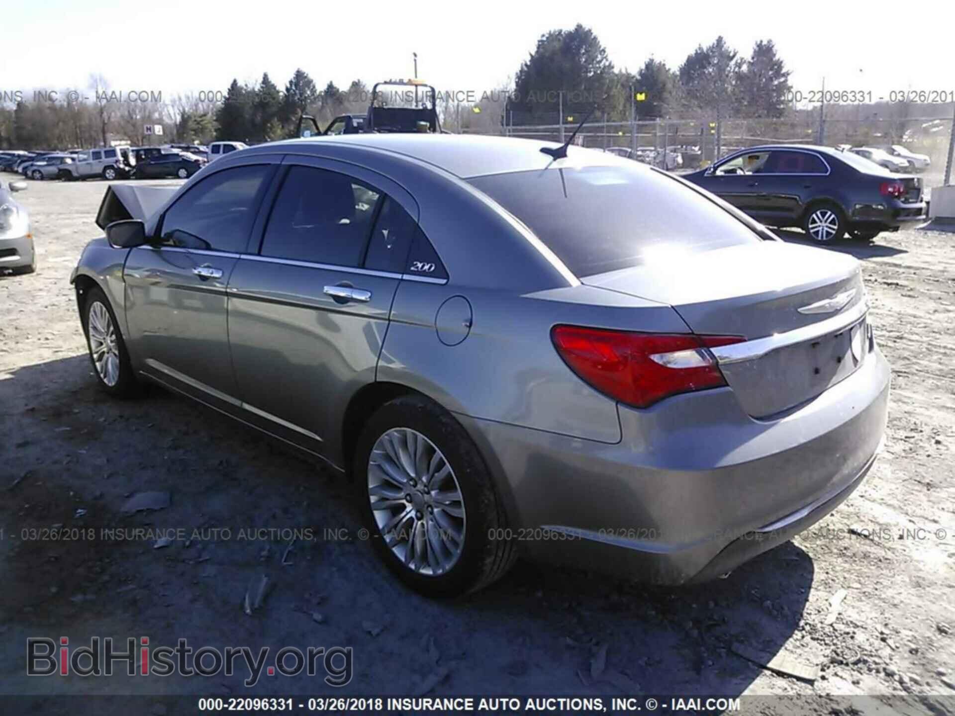2011 Chrysler 200 - VIN: 1C3BC2FG2BN618270 - Фото 3