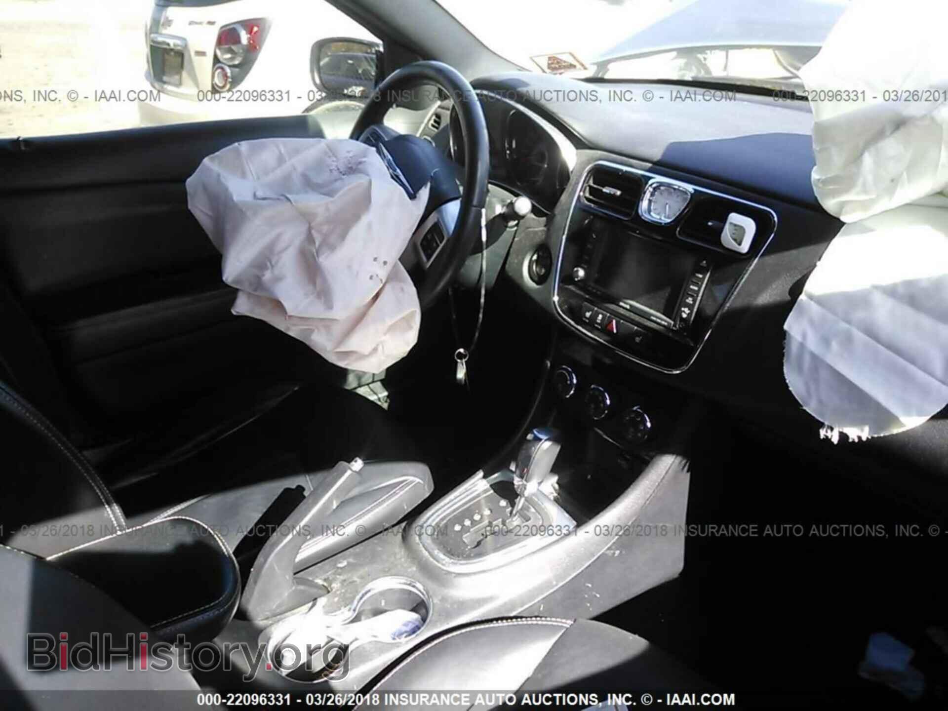 2011 Chrysler 200 - VIN: 1C3BC2FG2BN618270 - Фото 5