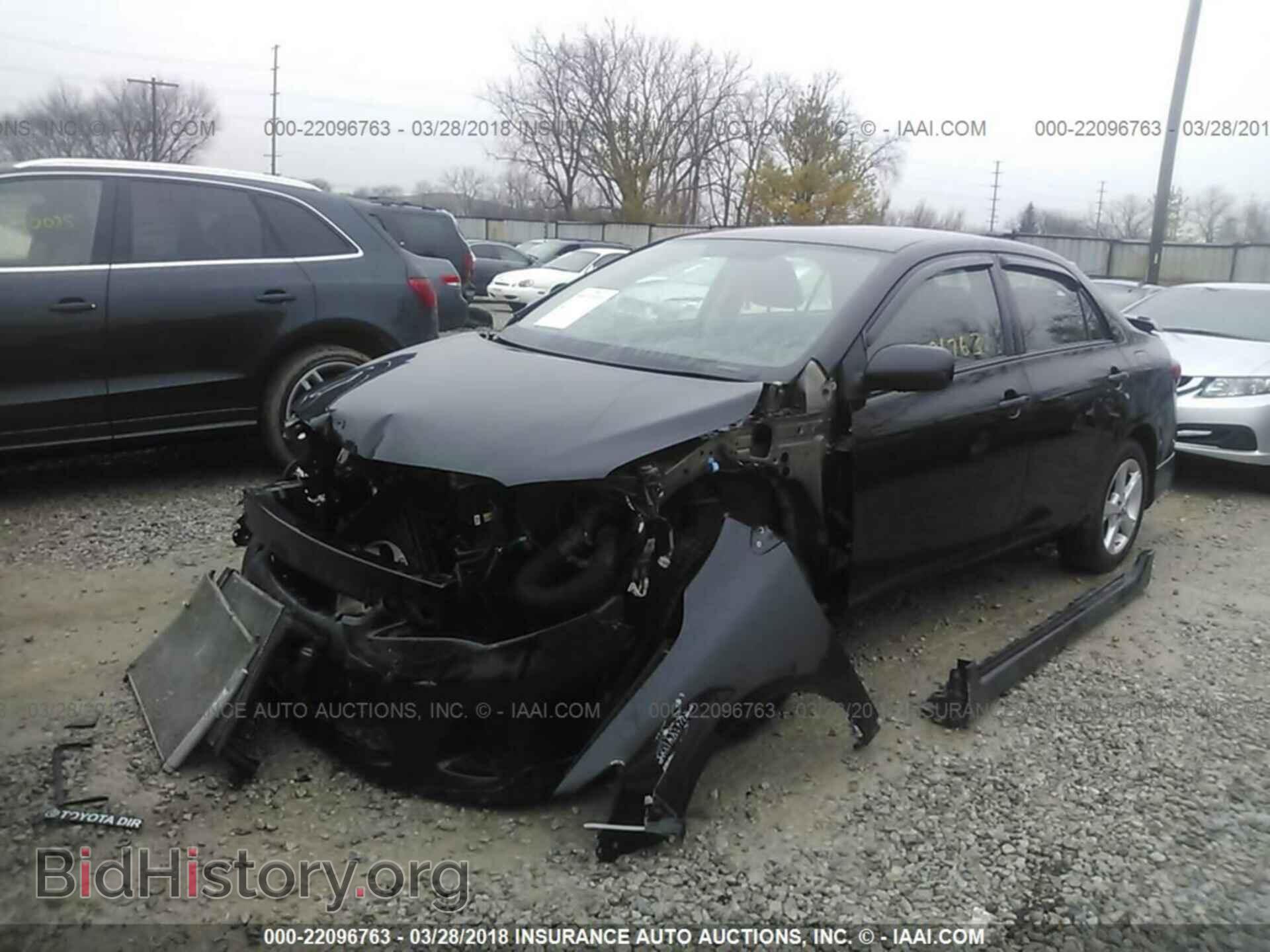2013 Toyota Corolla - VIN: 2T1BU4EE1DC041676 - Фото 2