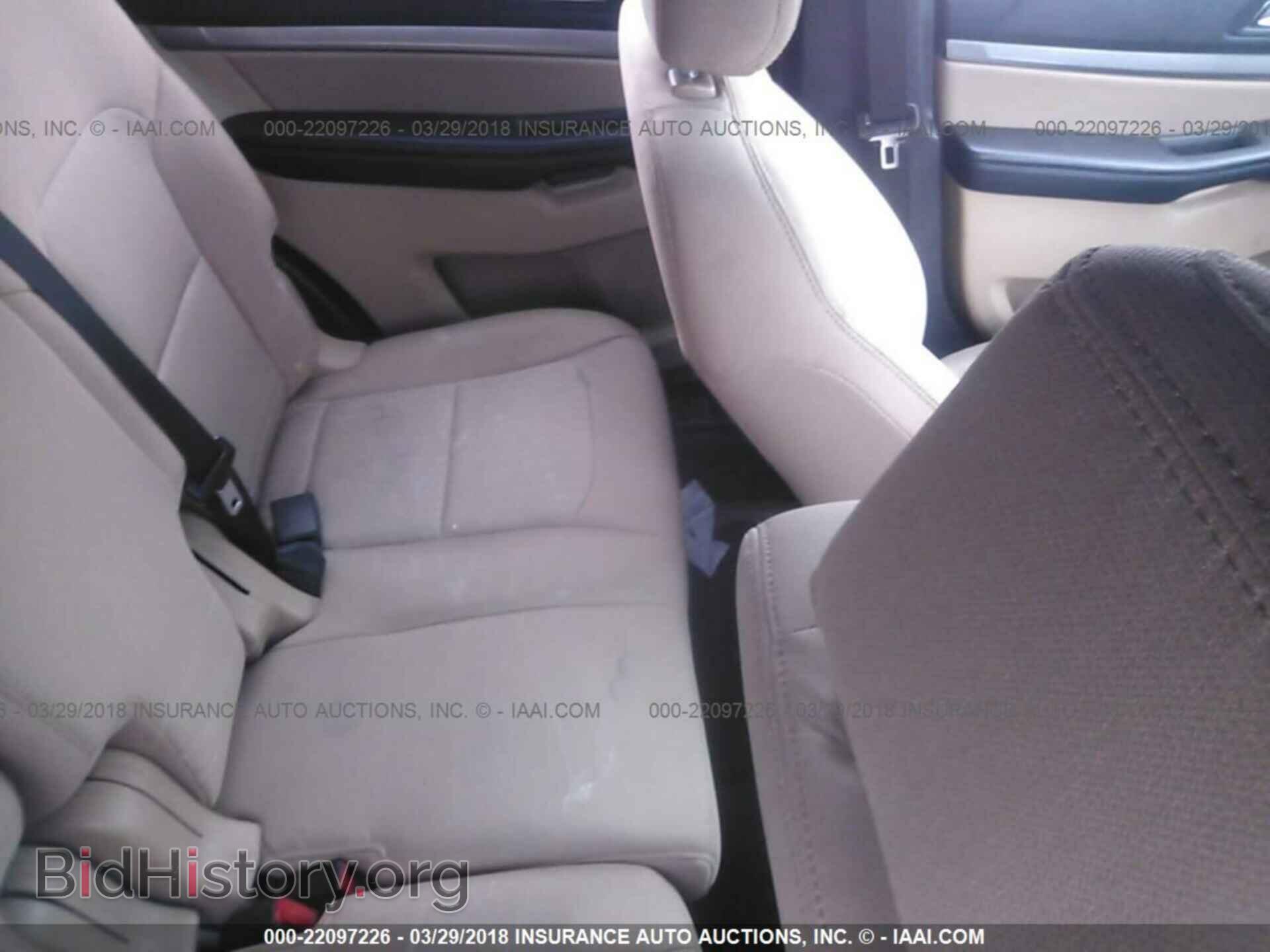 2016 Ford Explorer - VIN: 1FM5K8B82GGB97798 - Photo 8