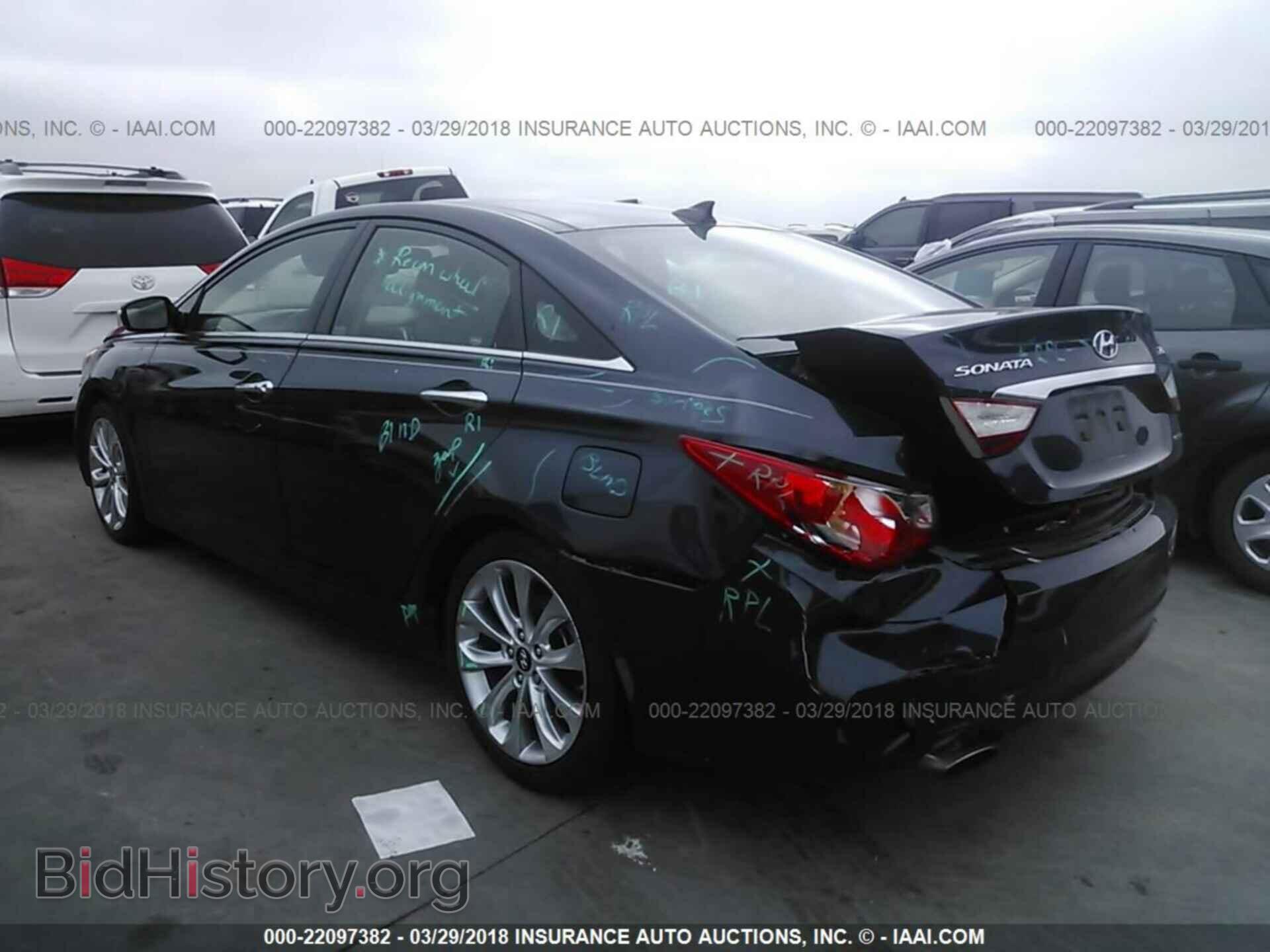 2012 Hyundai Sonata - VIN: 5NPEC4AB2CH362603 - Фото 3