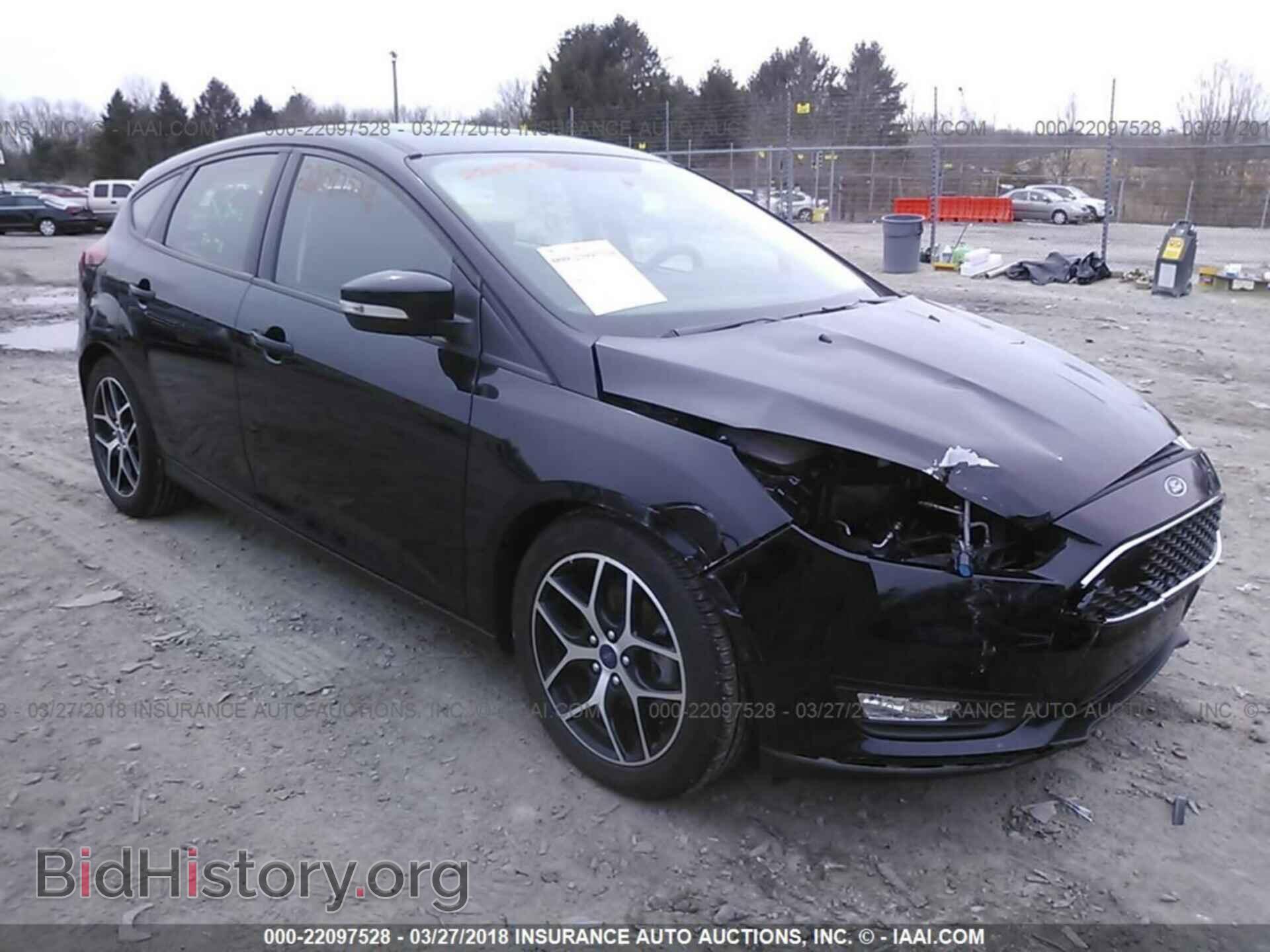 Photo 1FADP3M28HL293799 - Ford Focus 2017