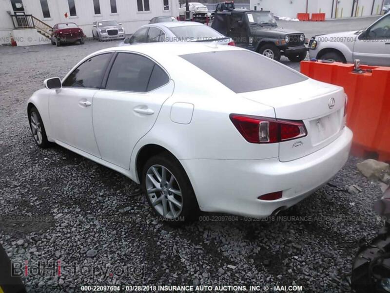 2012 Lexus IS (VIN JTHCF5C2XC5059598) — photo 3 of 10