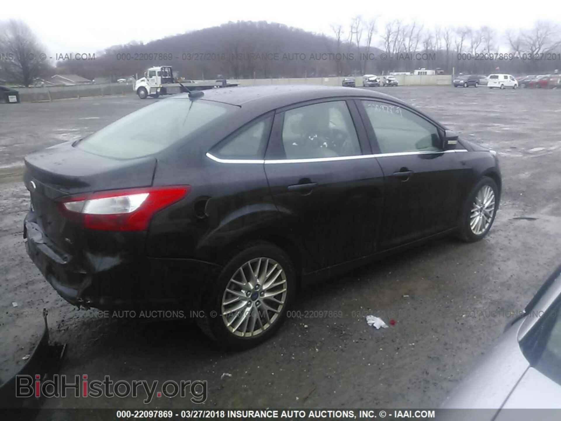 2012 Ford Focus - VIN: 1FAHP3H27CL336226 - Фото 4