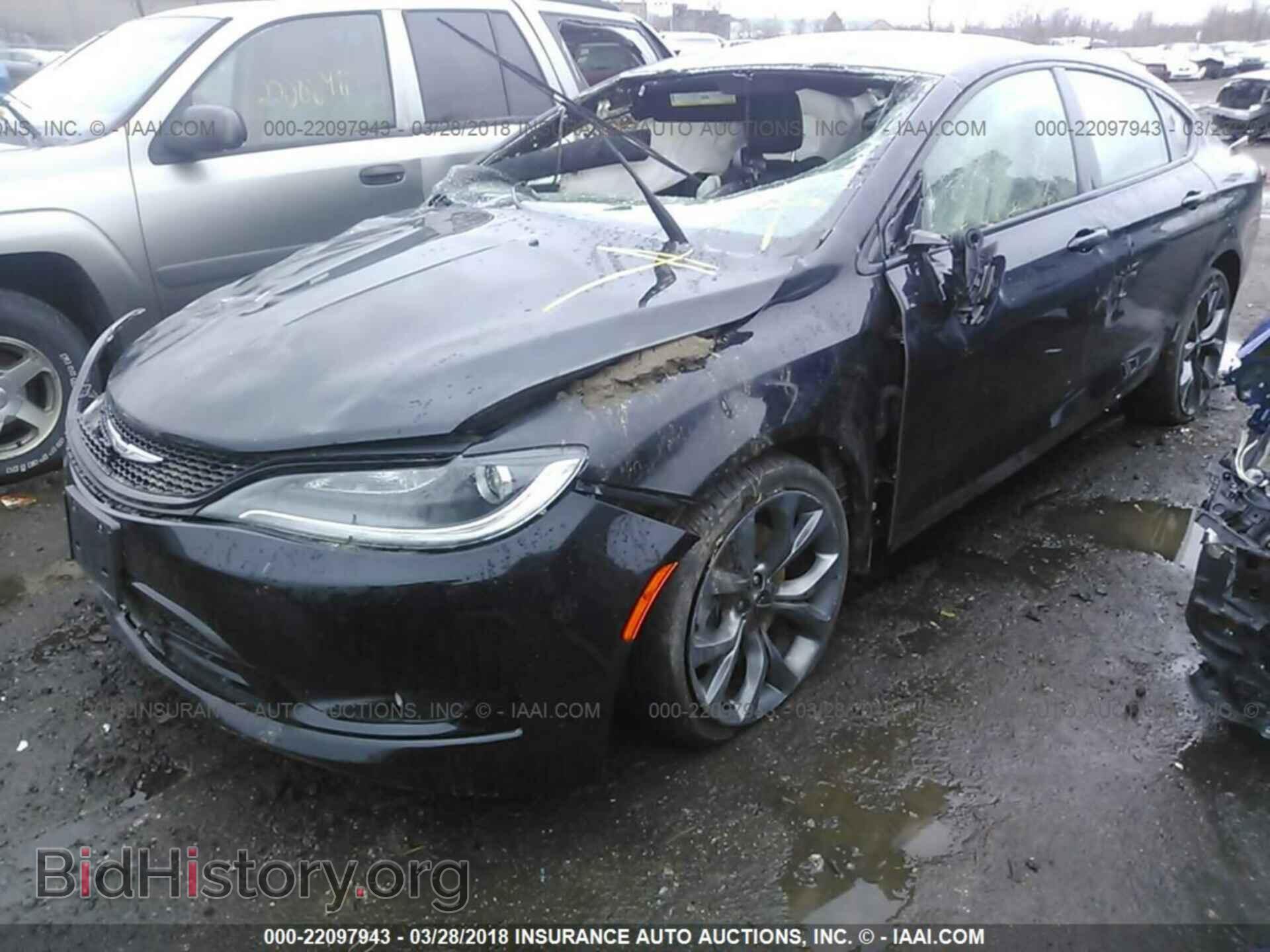 2015 Chrysler 200 - VIN: 1C3CCCBG9FN516292 - Photo 2
