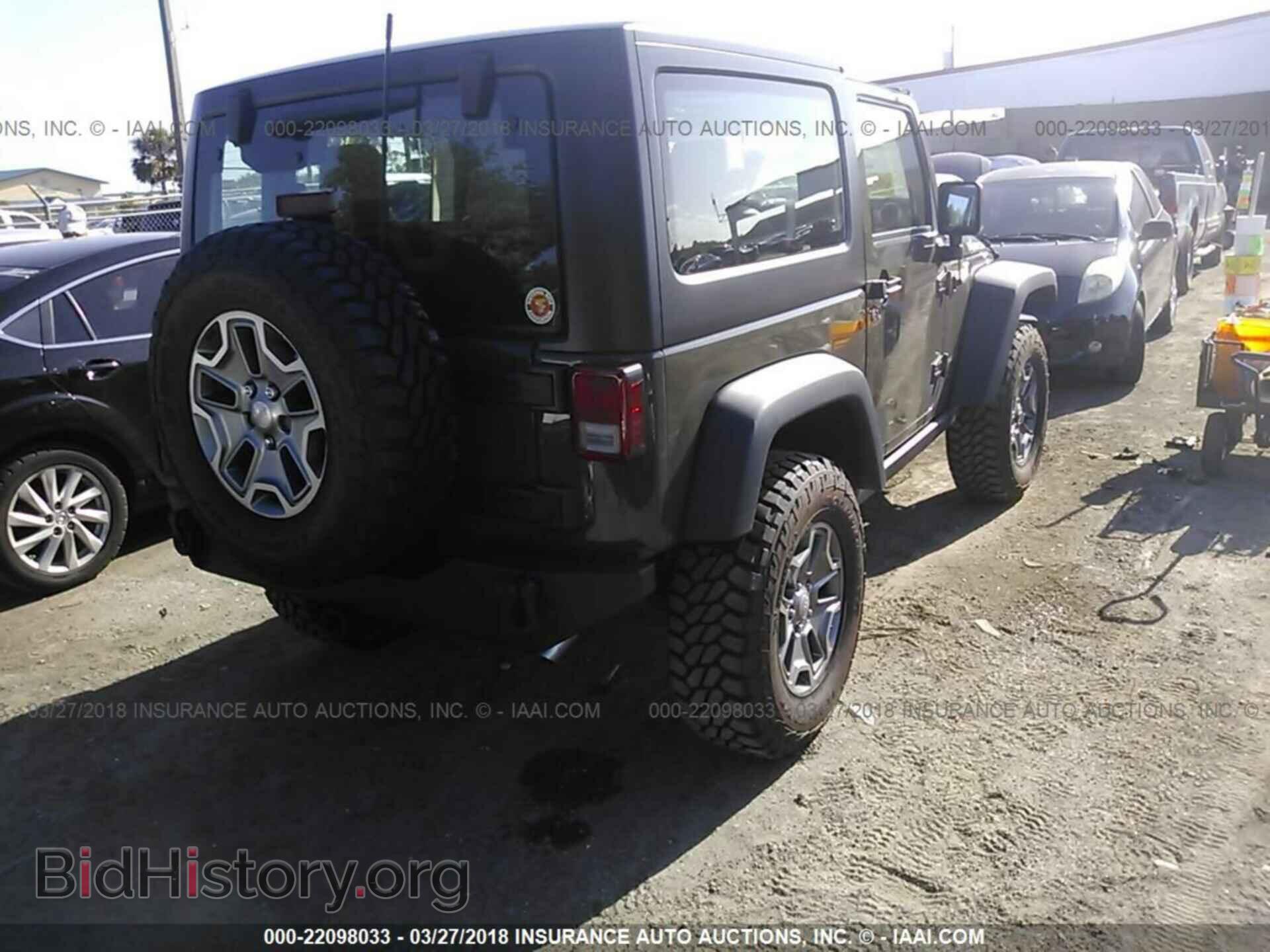 2015 Jeep Wrangler - VIN: 1C4BJWCG1FL583137 - Фото 4
