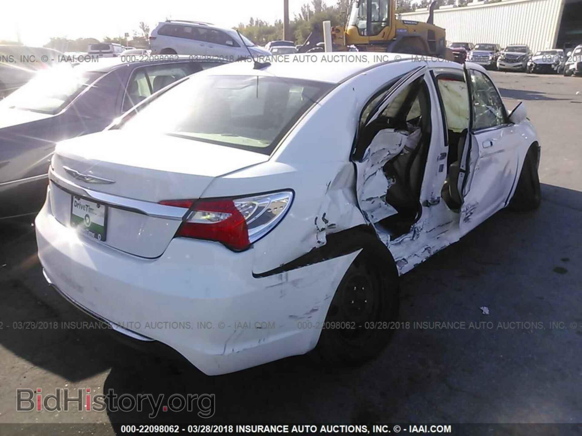 2013 Chrysler 200 - VIN: 1C3CCBAB1DN641171 - Фото 6