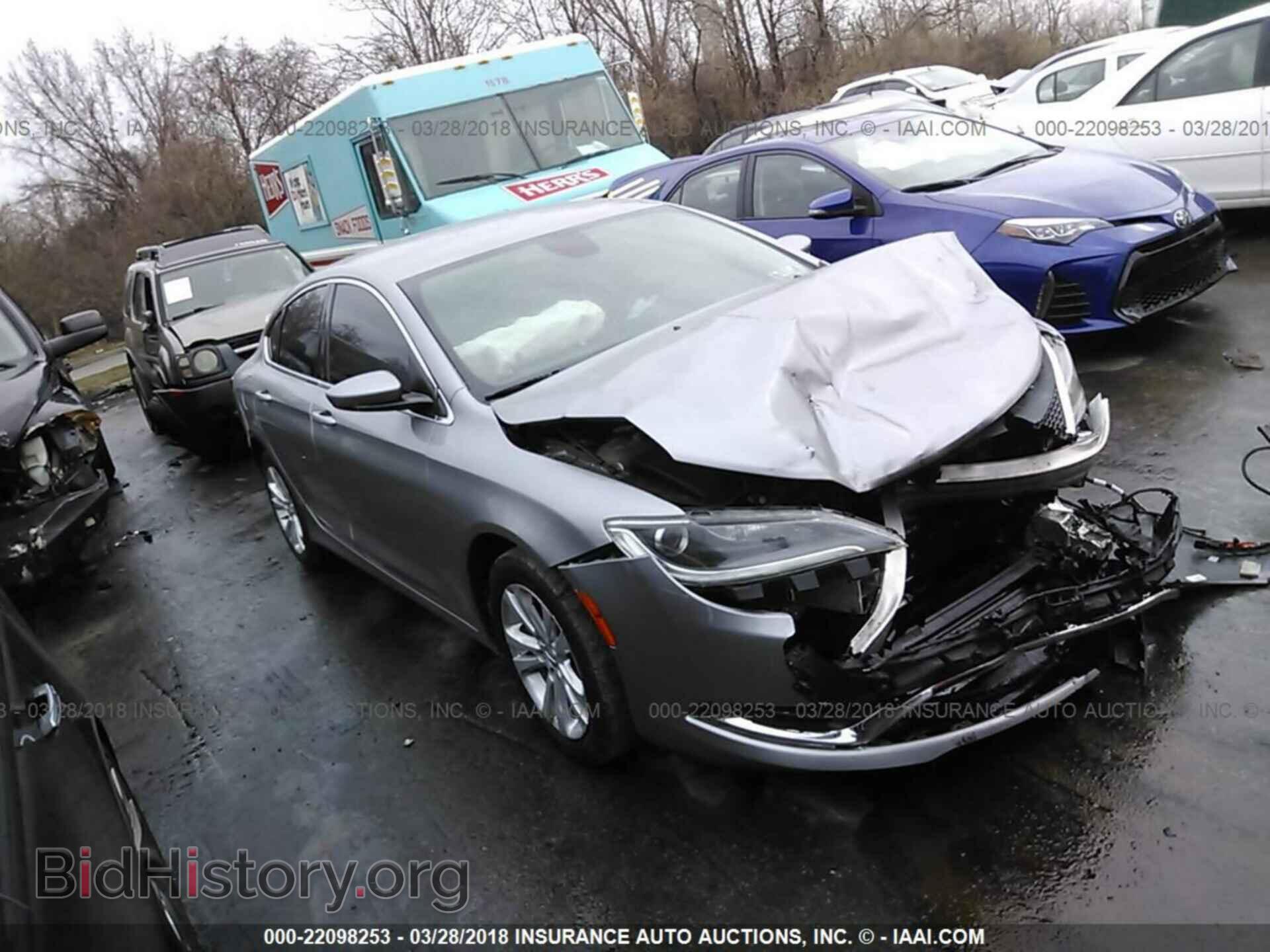 Photo 1C3CCCAB7FN722877 - Chrysler 200 2015