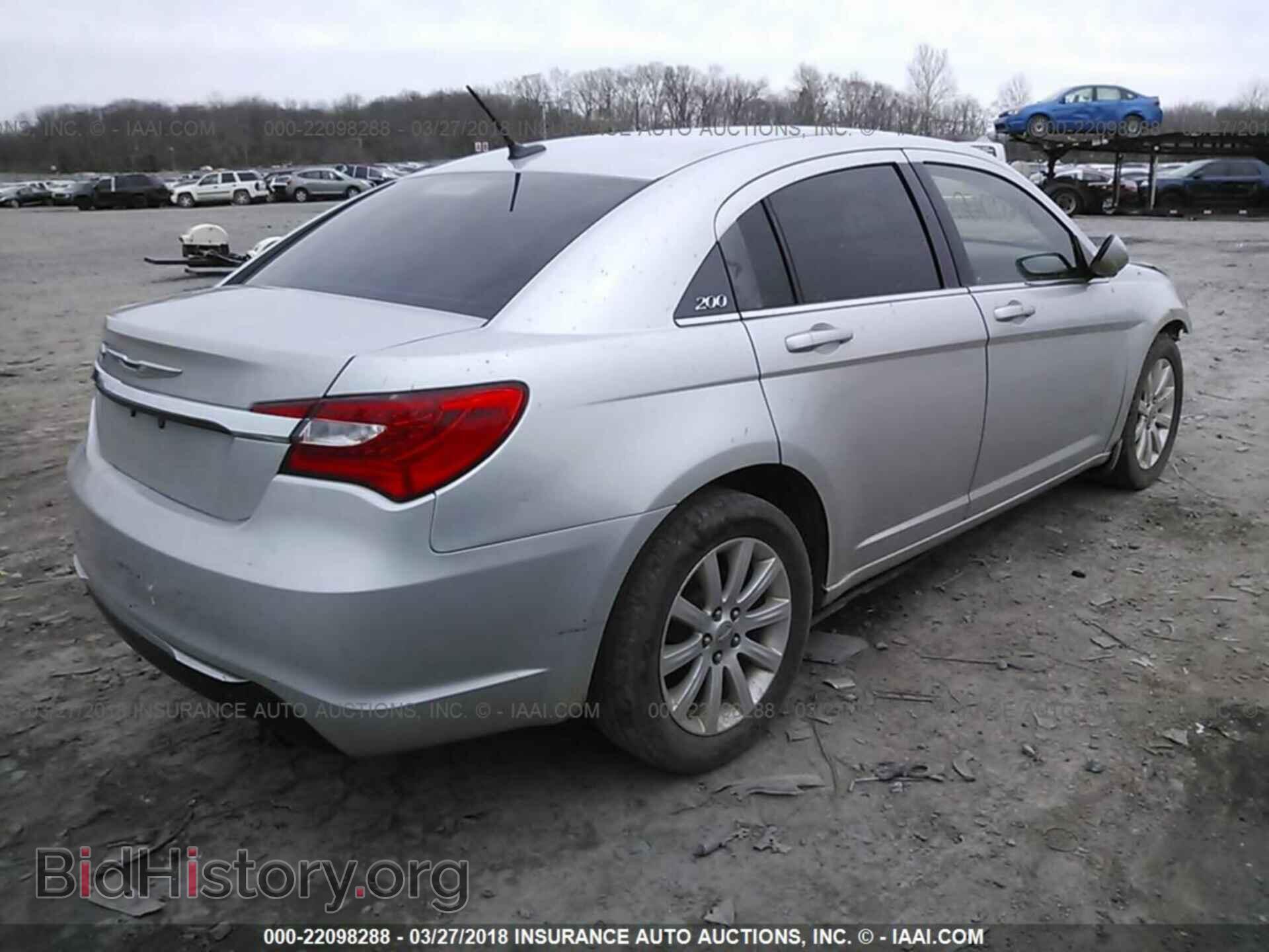 2012 Chrysler 200 - VIN: 1C3CCBBB0CN125106 - Photo 4