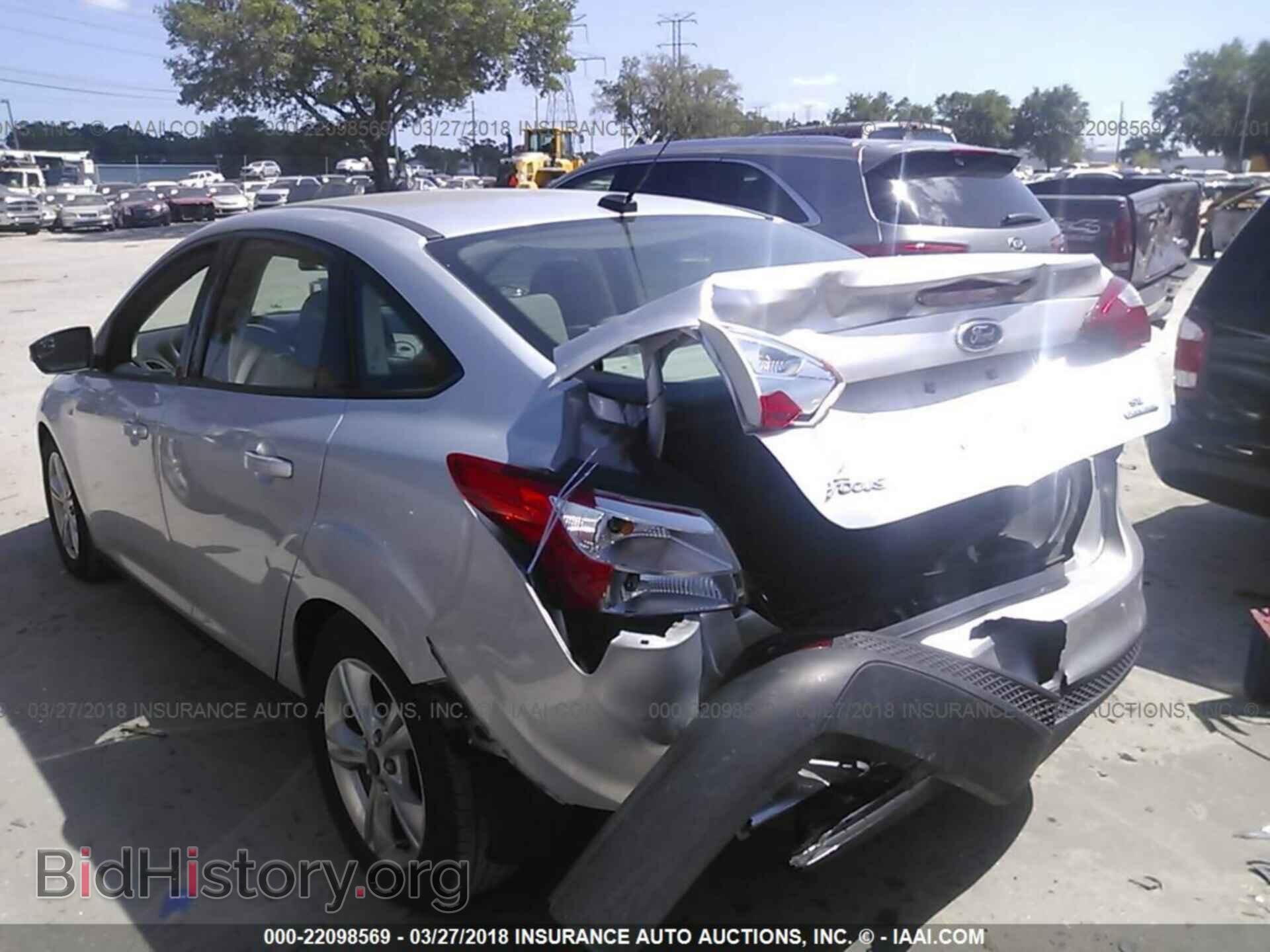 2014 Ford Focus - VIN: 1FADP3F2XEL127342 - Фото 3