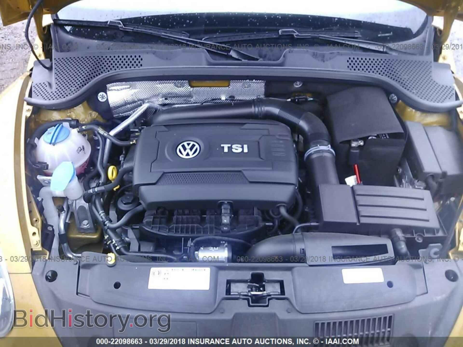 2017 Volkswagen Beetle - VIN: 3VWT17AT2HM807167 - Фото 10