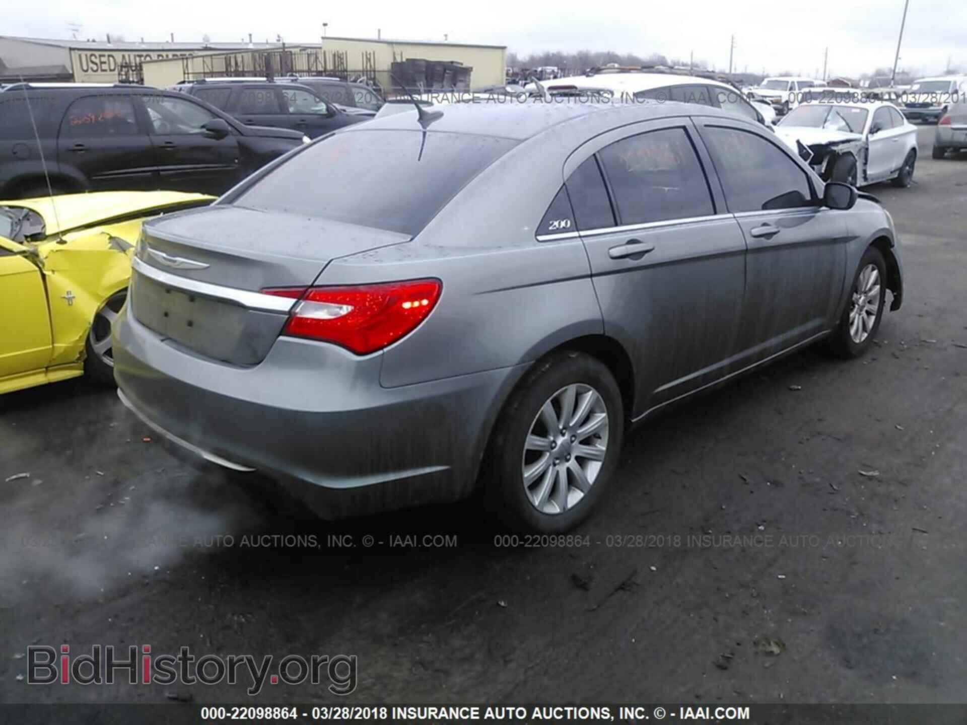 2012 Chrysler 200 - VIN: 1C3CCBBBXCN302650 - Фото 4