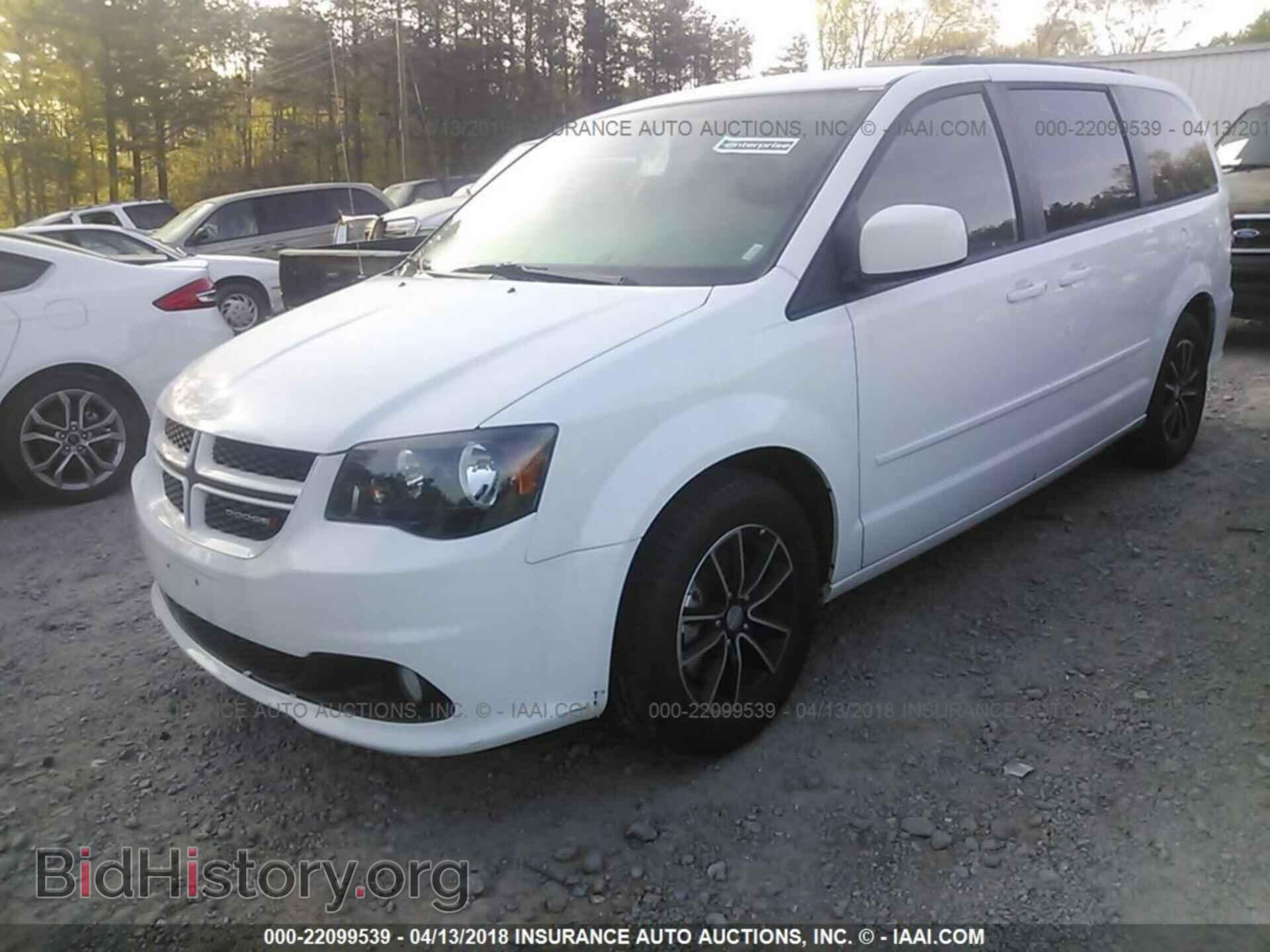 2017 Dodge Grand caravan - VIN: 2C4RDGEG2HR749569 - Фото 2