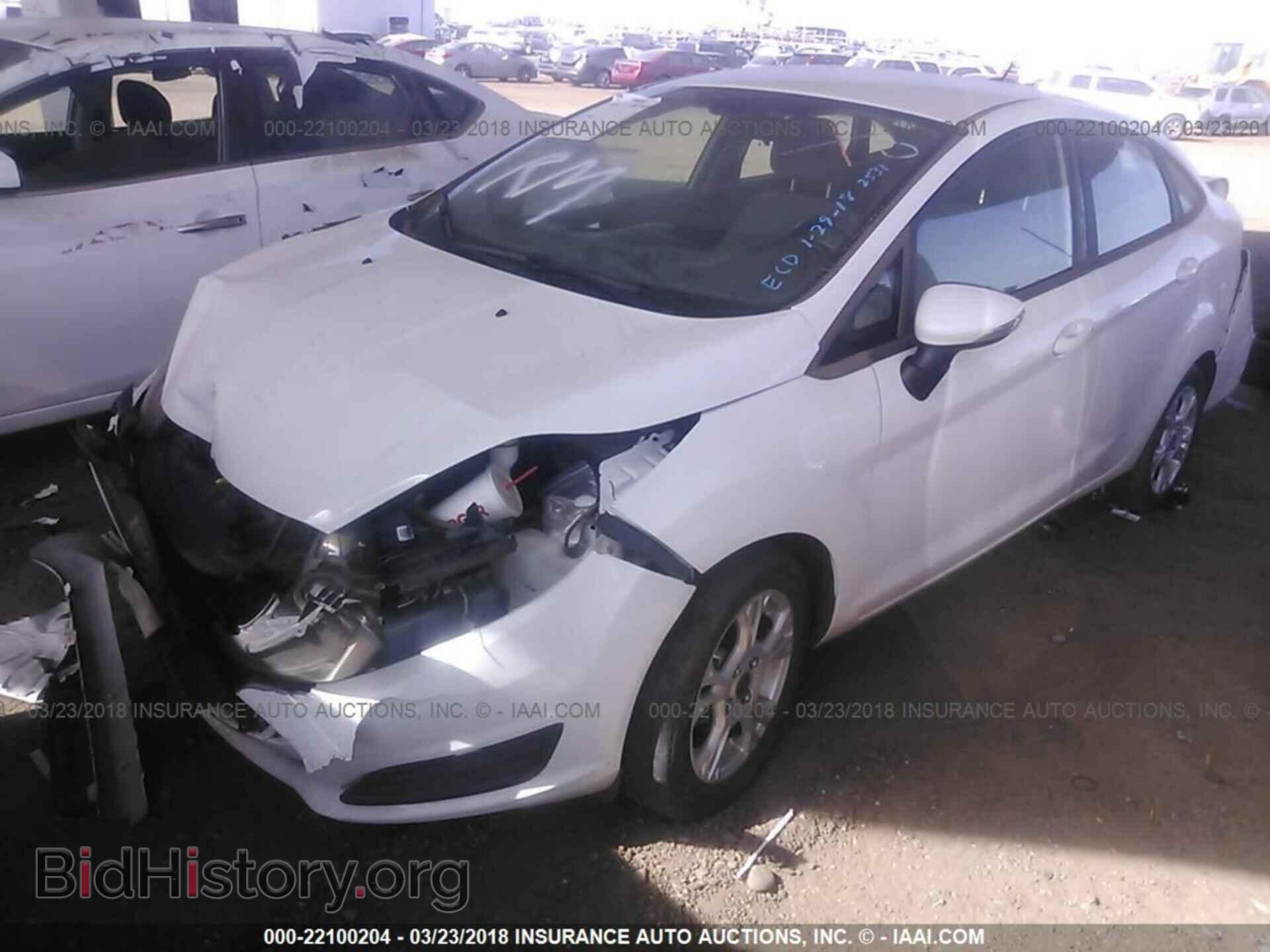 2014 Ford Fiesta - VIN: 3FADP4BJ0EM166314 - Photo 2