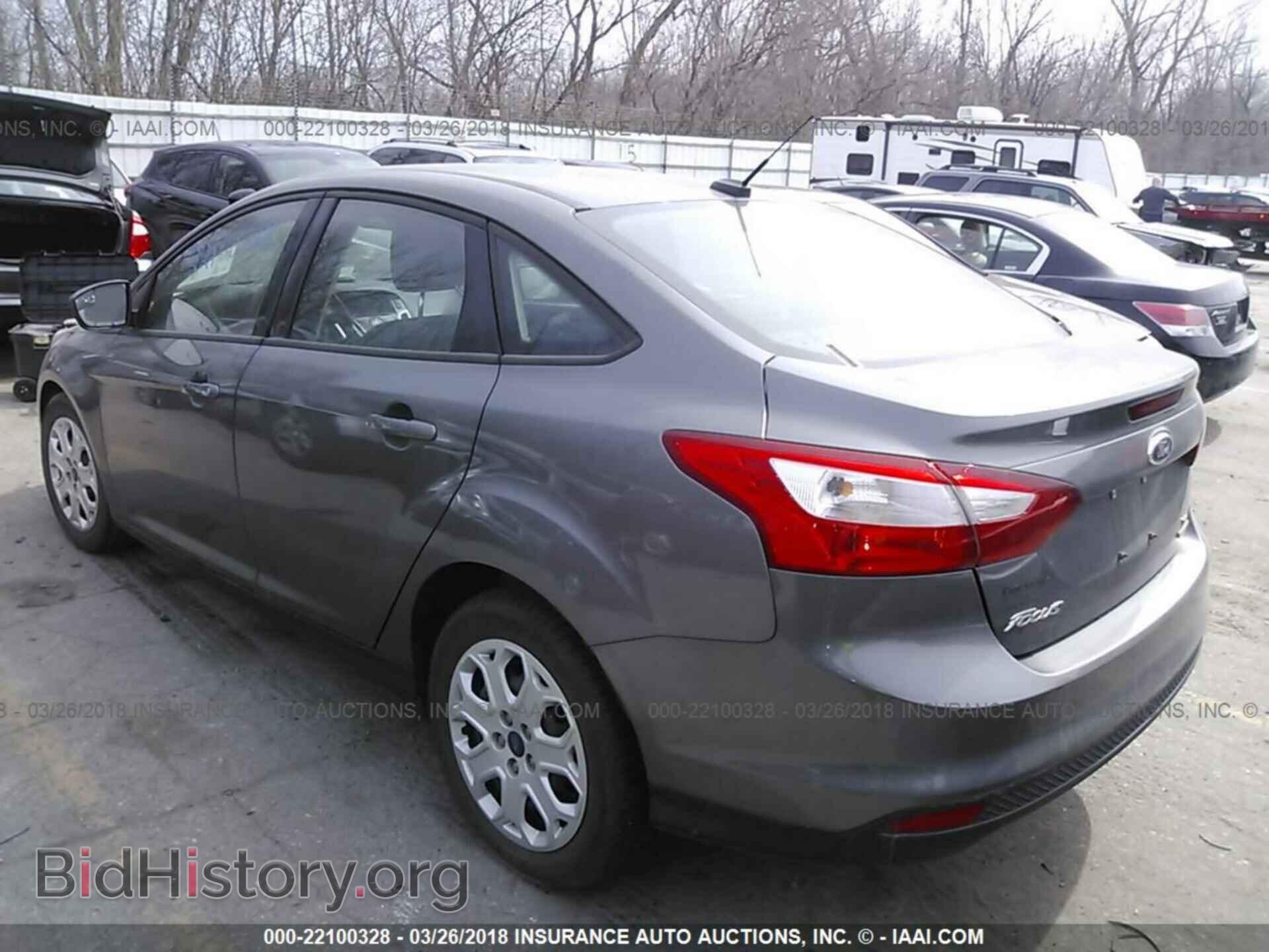 2012 Ford Focus - VIN: 1FAHP3F2XCL372608 - Фото 3