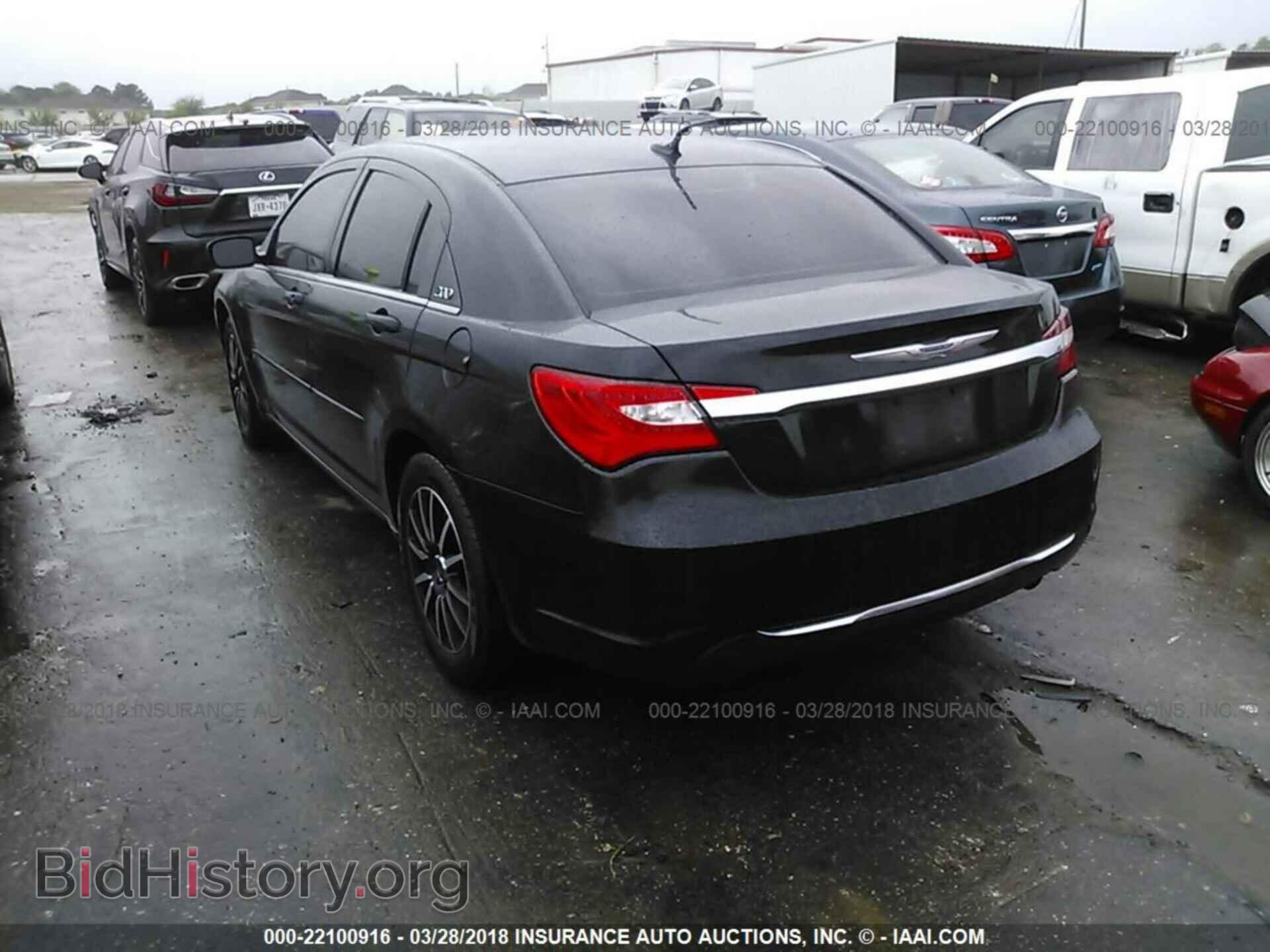 2012 Chrysler 200 - VIN: 1C3CCBBB2CN166675 - Фото 3