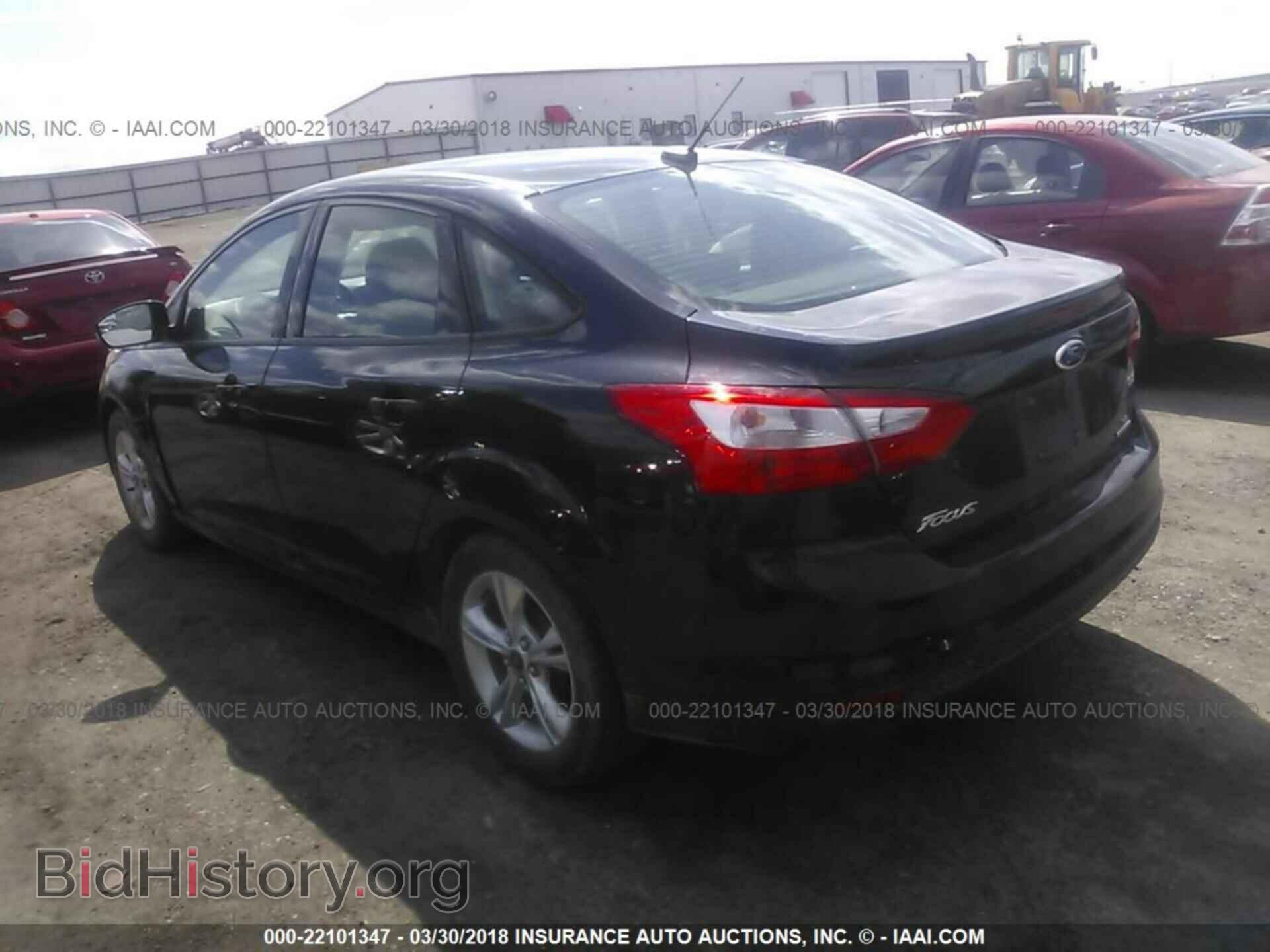 2014 Ford Focus - VIN: 1FADP3F22EL161792 - Фото 3