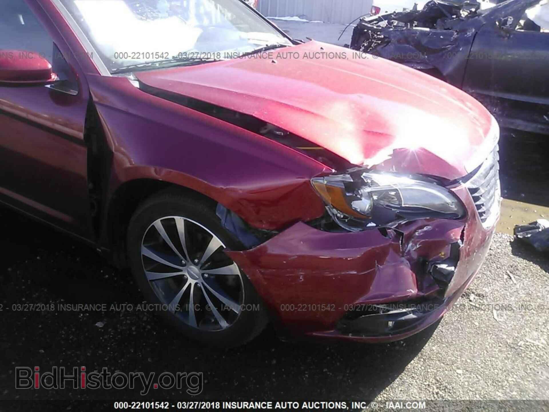 2013 Chrysler 200 - VIN: 1C3CCBCG2DN526183 - Photo 6