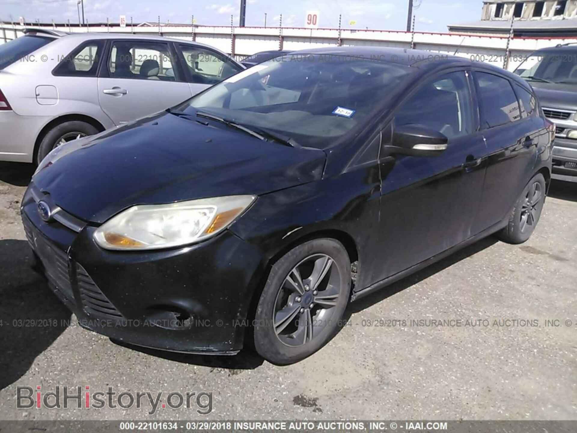 2014 Ford Focus - VIN: 1FADP3K2XEL419708 - Фото 2