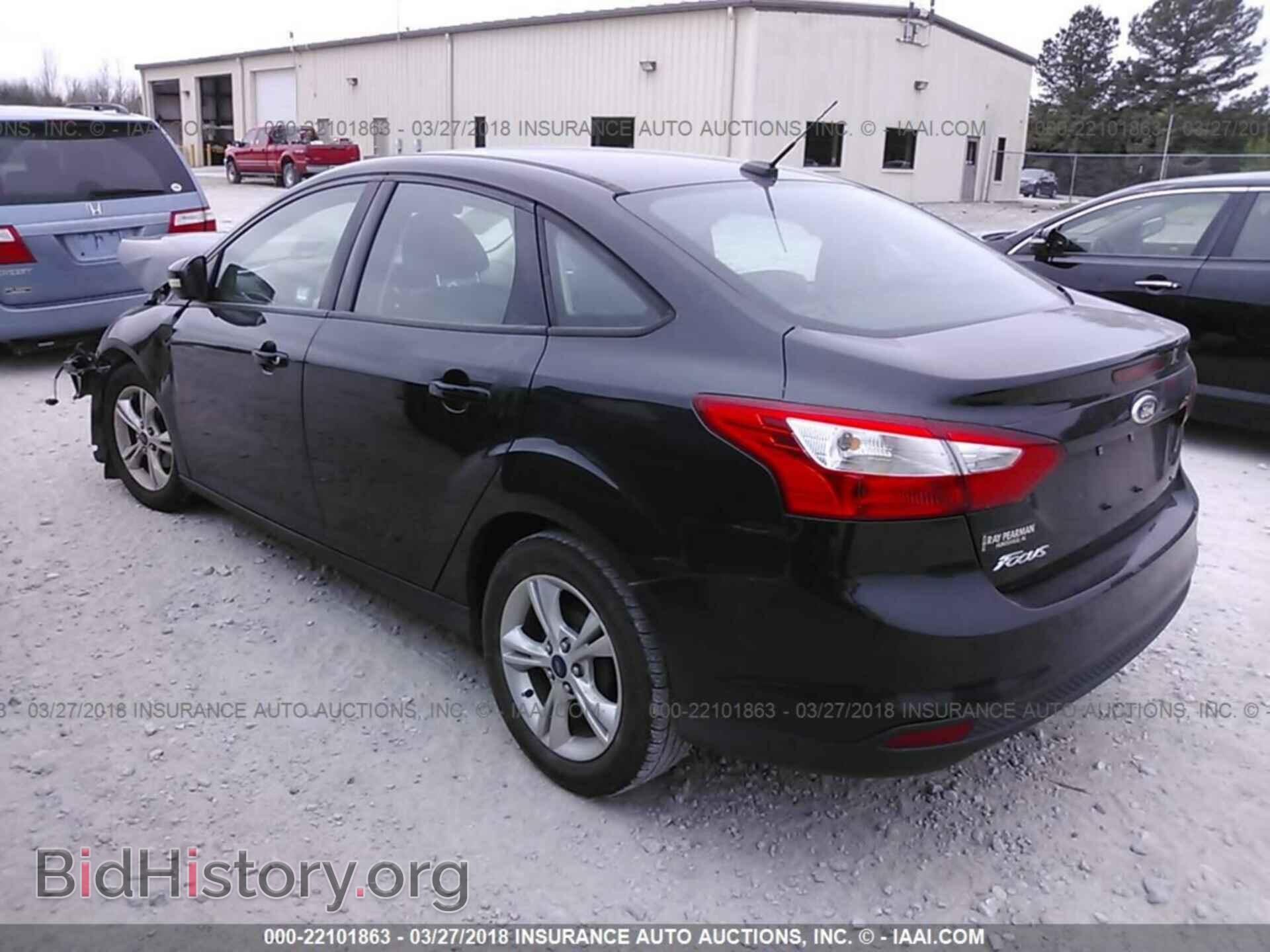2014 Ford Focus - VIN: 1FADP3F26EL287542 - Photo 3
