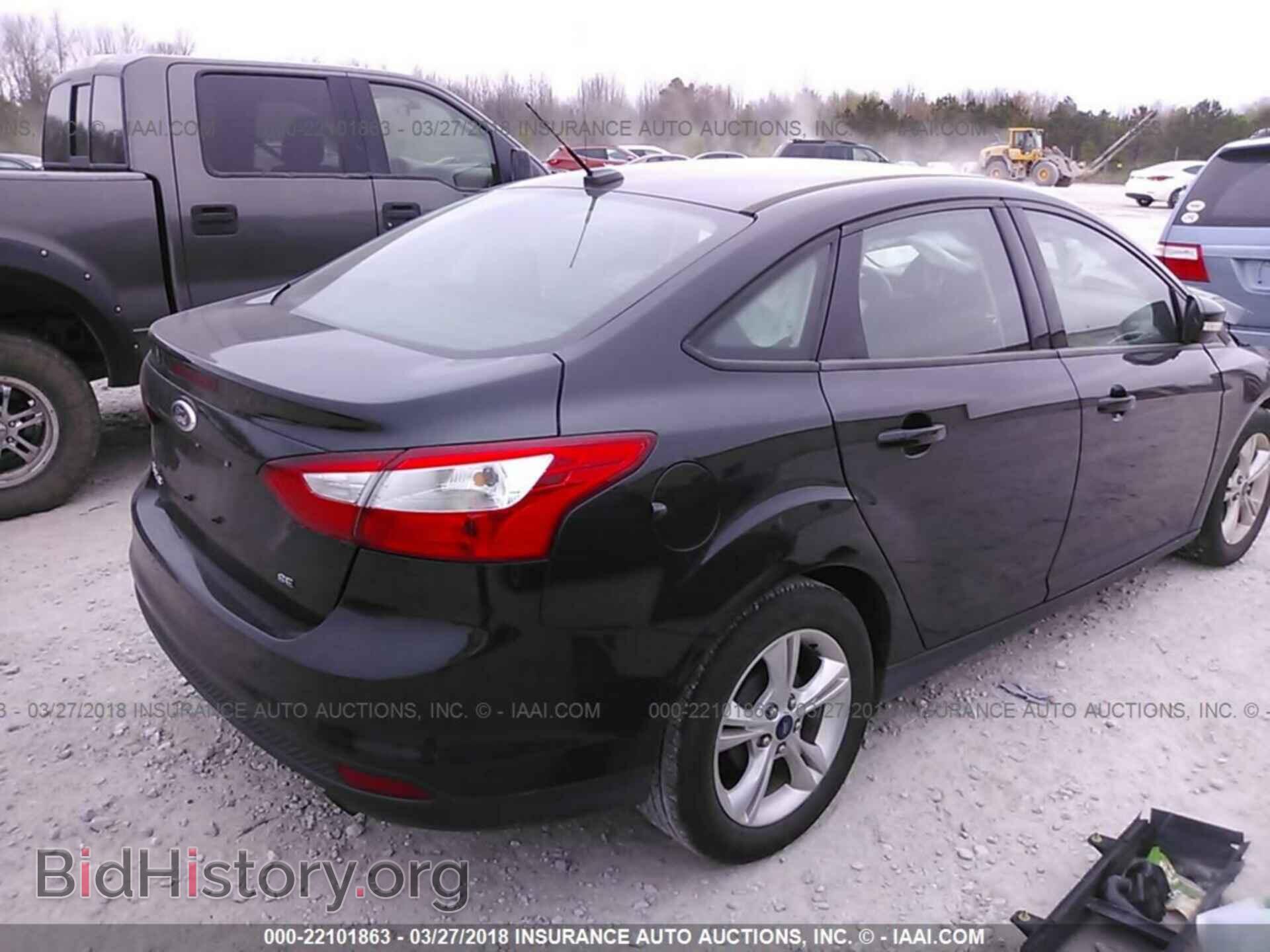 2014 Ford Focus - VIN: 1FADP3F26EL287542 - Photo 4