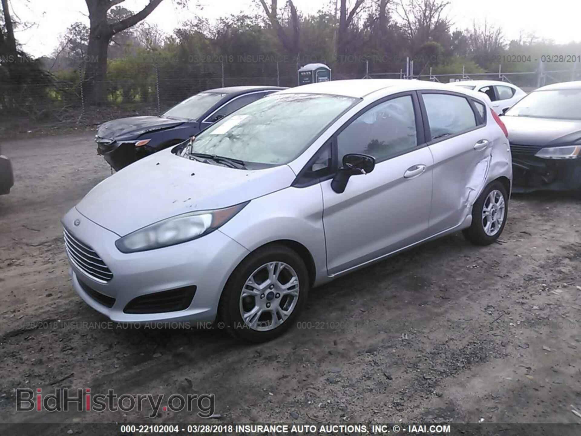 2014 Ford Fiesta - VIN: 3FADP4EJ9EM122002 - Photo 2