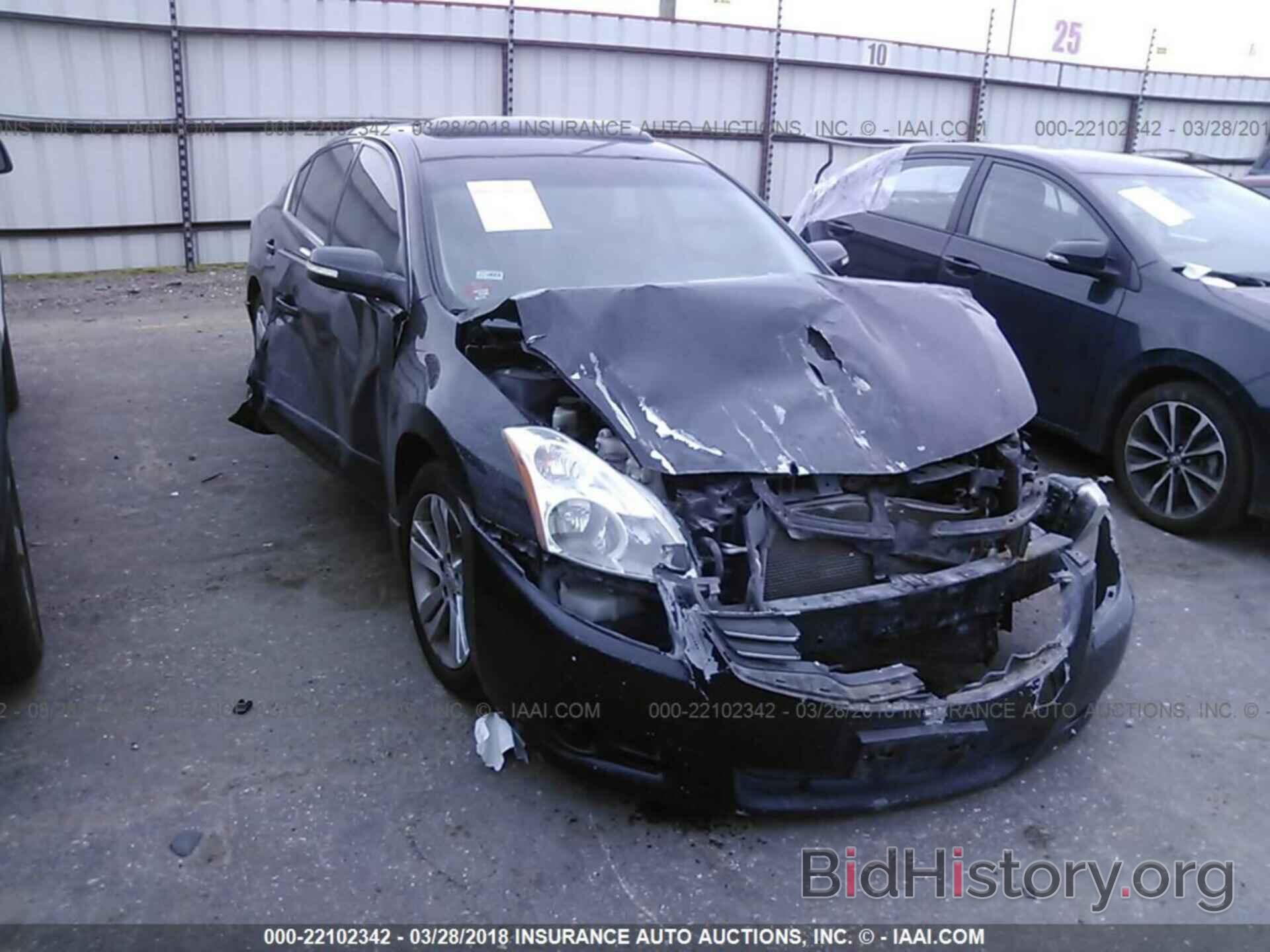 Photo 1N4BL2AP2CN554905 - Nissan Altima 2012