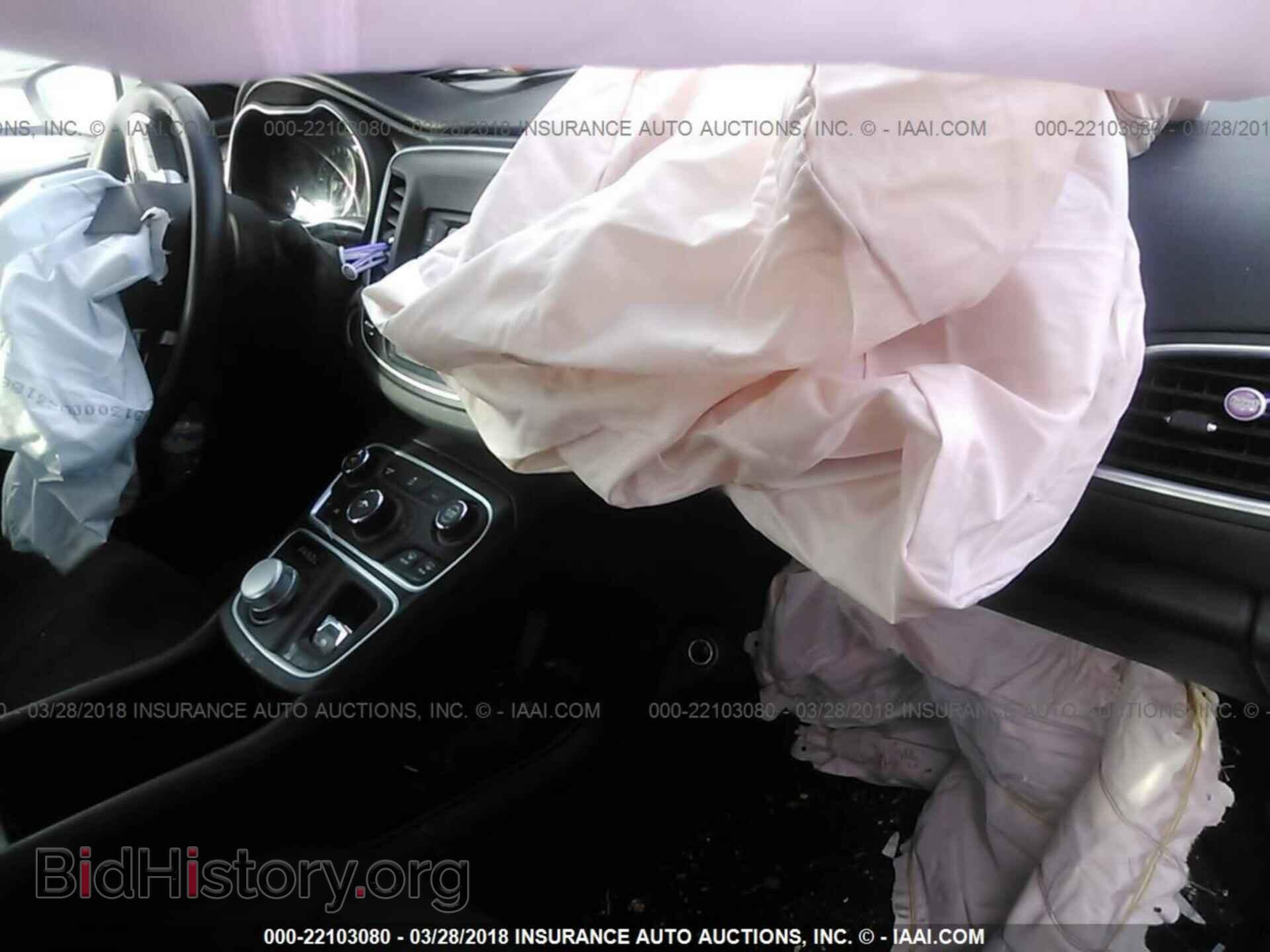 2015 Chrysler 200 - VIN: 1C3CCCAB5FN741055 - Фото 5