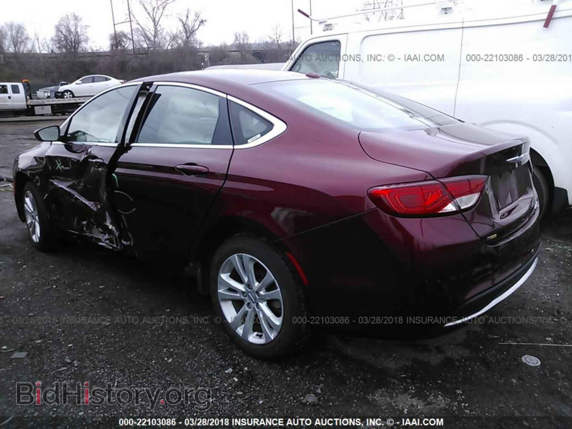 2015 Chrysler 200 - VIN: 1C3CCCAB3FN658708 - Photo 3