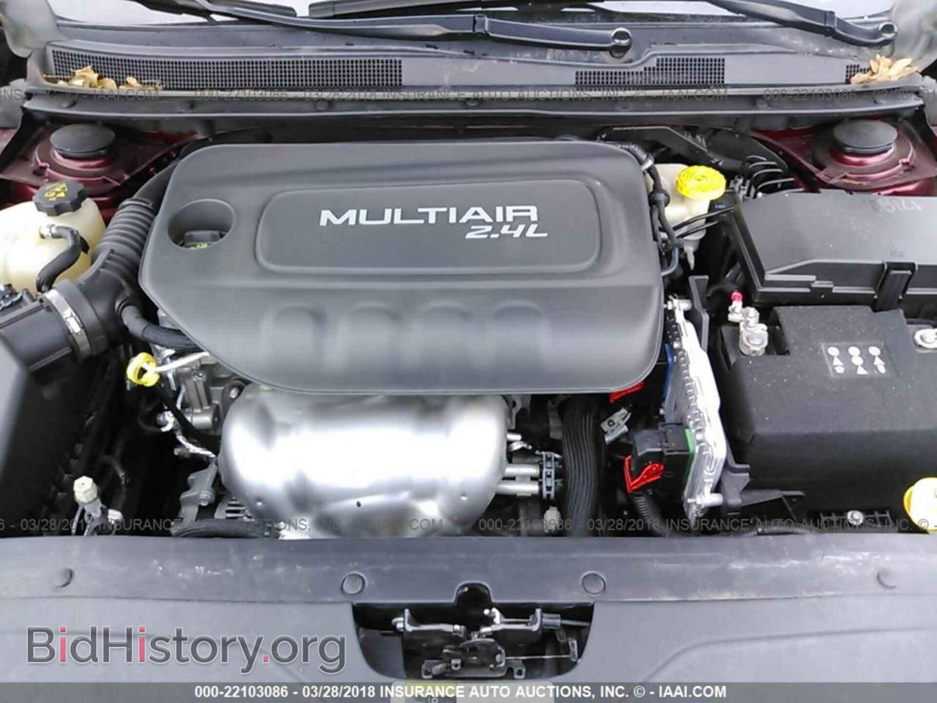 2015 Chrysler 200 - VIN: 1C3CCCAB3FN658708 - Photo 10