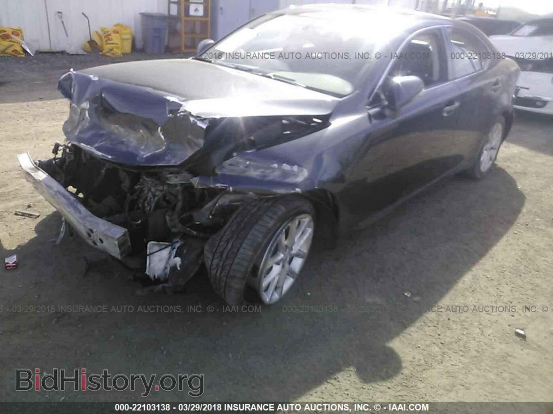 2011 Lexus Is - VIN: JTHBF5C26B5146327 - Photo 2