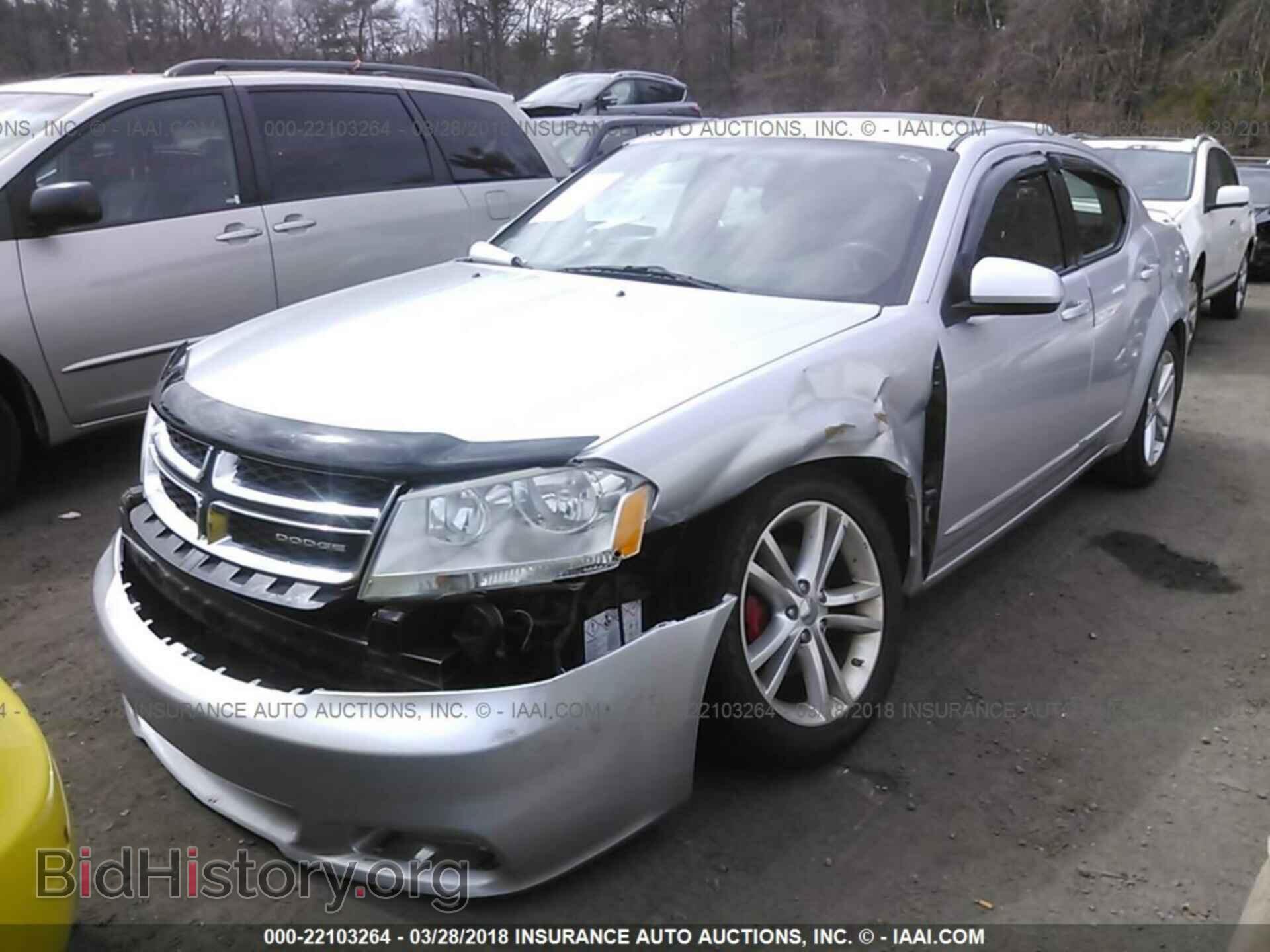 2011 Dodge Avenger - VIN: 1B3BD1FG7BN587392 - Photo 2