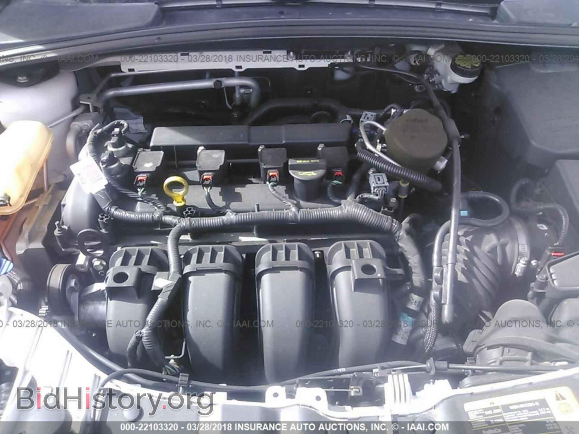 2014 Ford Focus - VIN: 1FADP3E21EL177290 - Photo 10