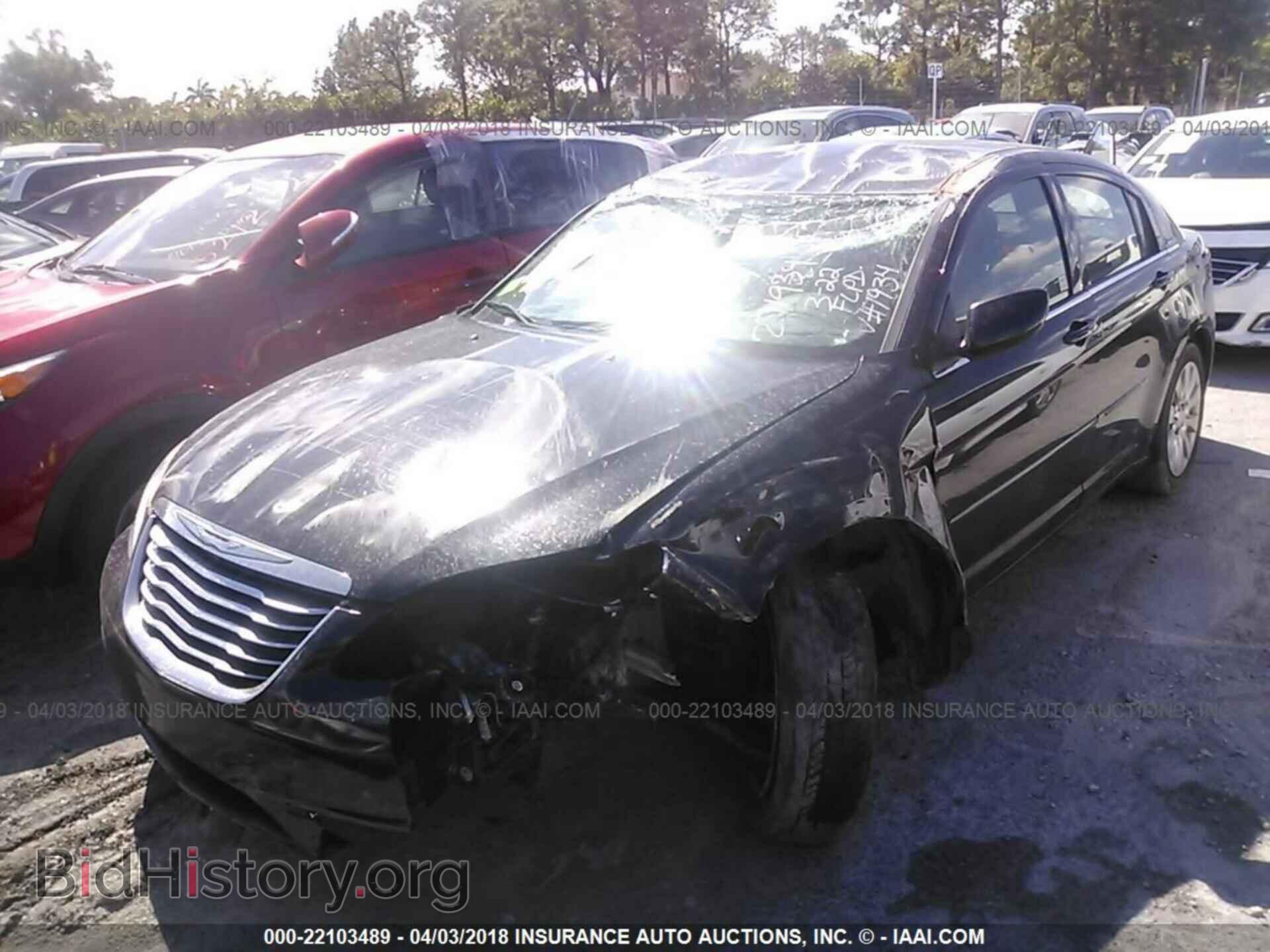 2012 Chrysler 200 - VIN: 1C3CCBAB8CN271934 - Фото 2