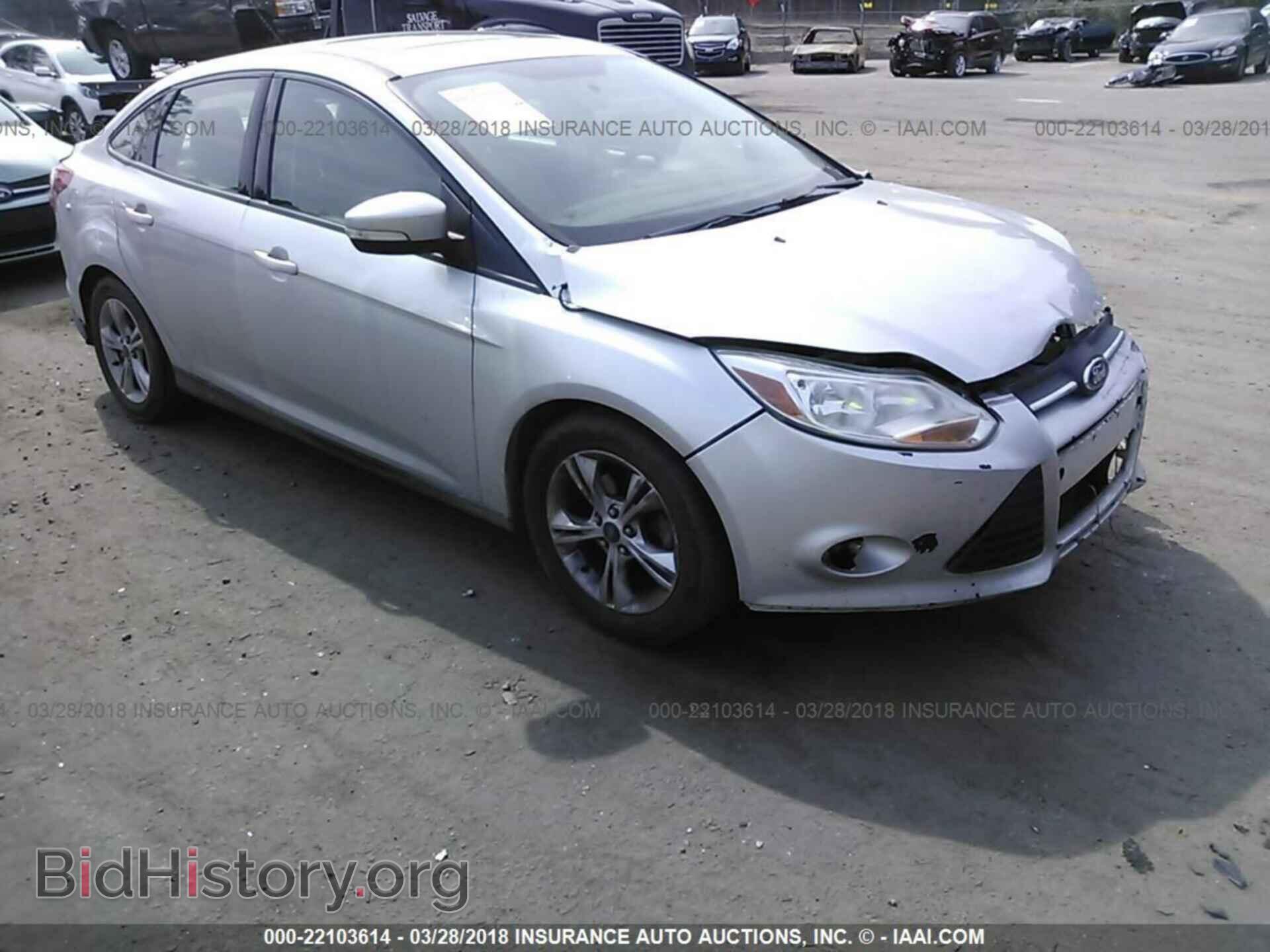 Photo 1FADP3F27EL313131 - Ford Focus 2014
