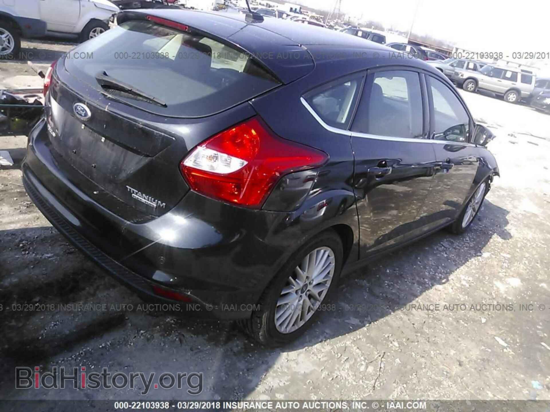 2013 Ford Focus - VIN: 1FADP3N22DL112835 - Фото 4