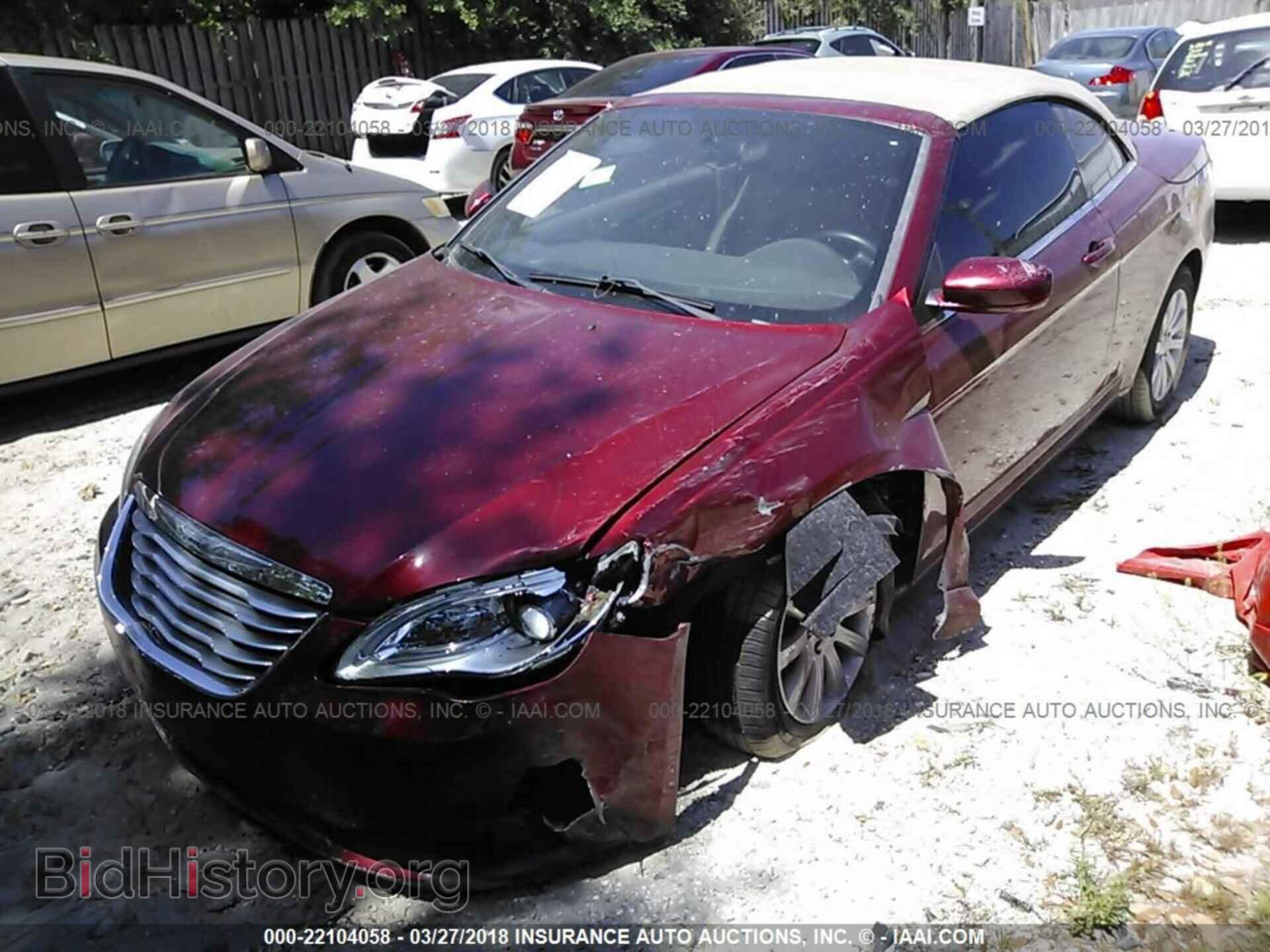 2013 Chrysler 200 - VIN: 1C3BCBEB2DN511907 - Photo 2