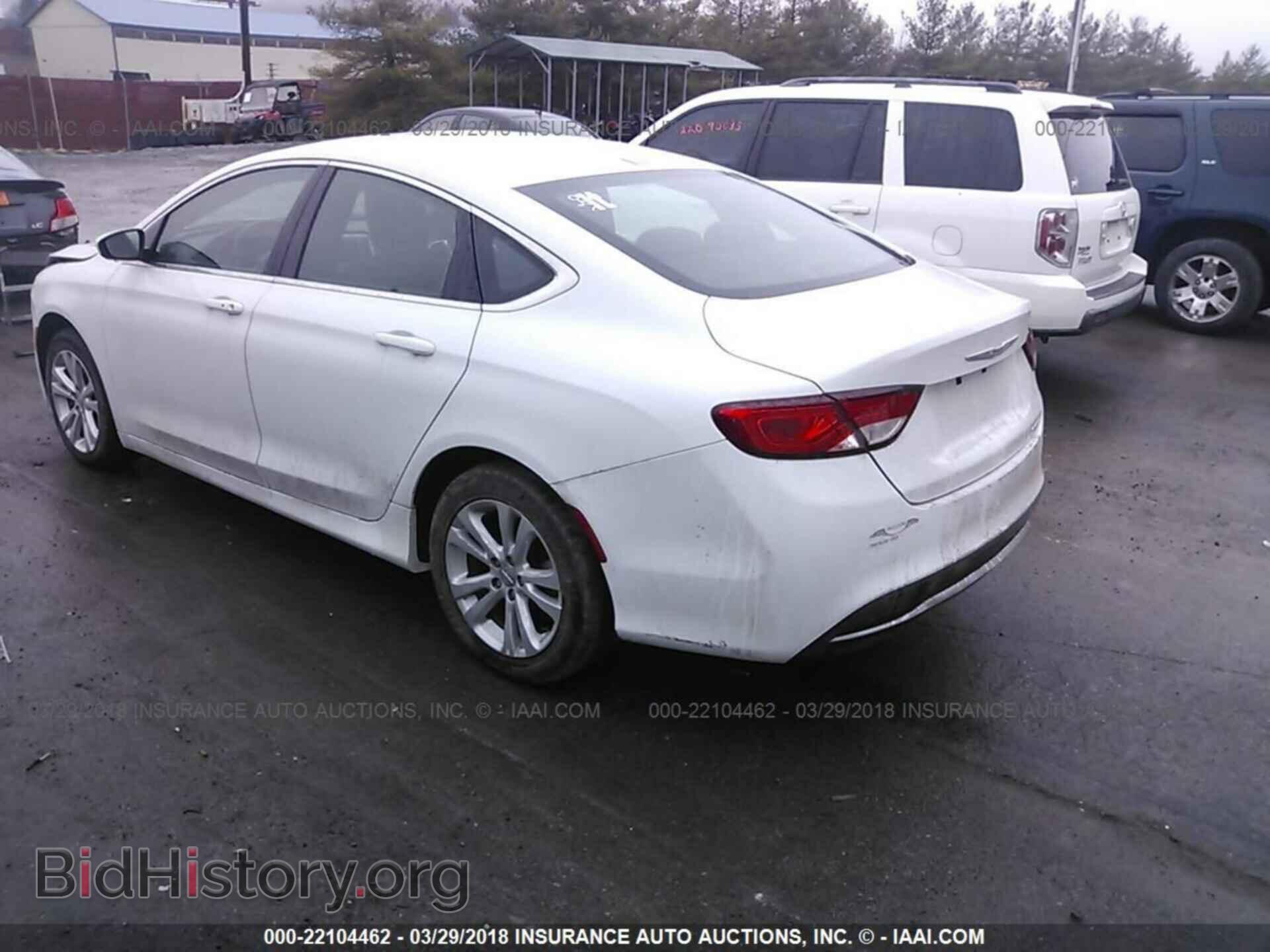 2015 Chrysler 200 - VIN: 1C3CCCAB7FN591403 - Photo 3