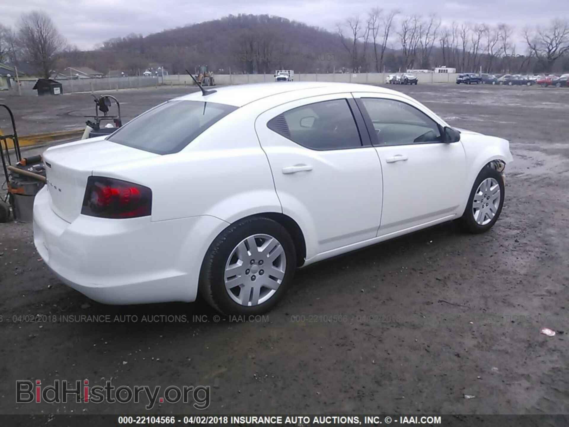 2013 Dodge Avenger - VIN: 1C3CDZAB1DN529976 - Photo 4