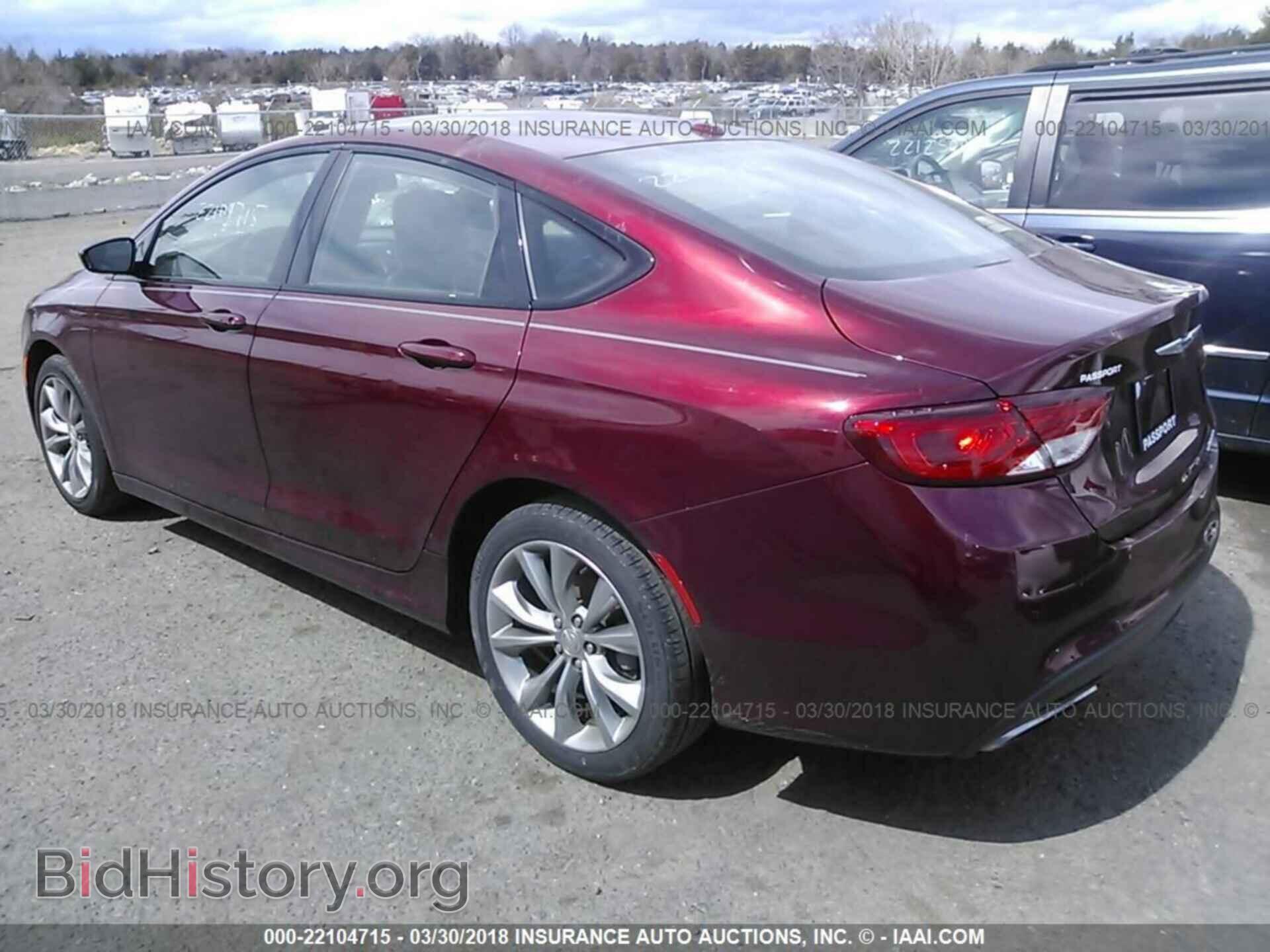 2015 Chrysler 200 - VIN: 1C3CCCBBXFN614137 - Photo 3