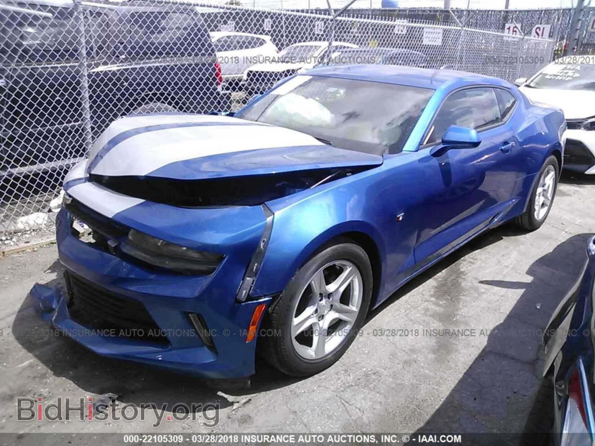 2017 Chevrolet Camaro - VIN: 1G1FB1RX4H0214116 - Фото 2