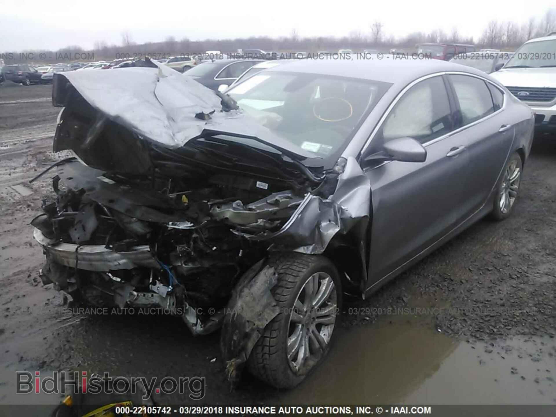 2015 Chrysler 200 - VIN: 1C3CCCAB2FN738906 - Фото 2