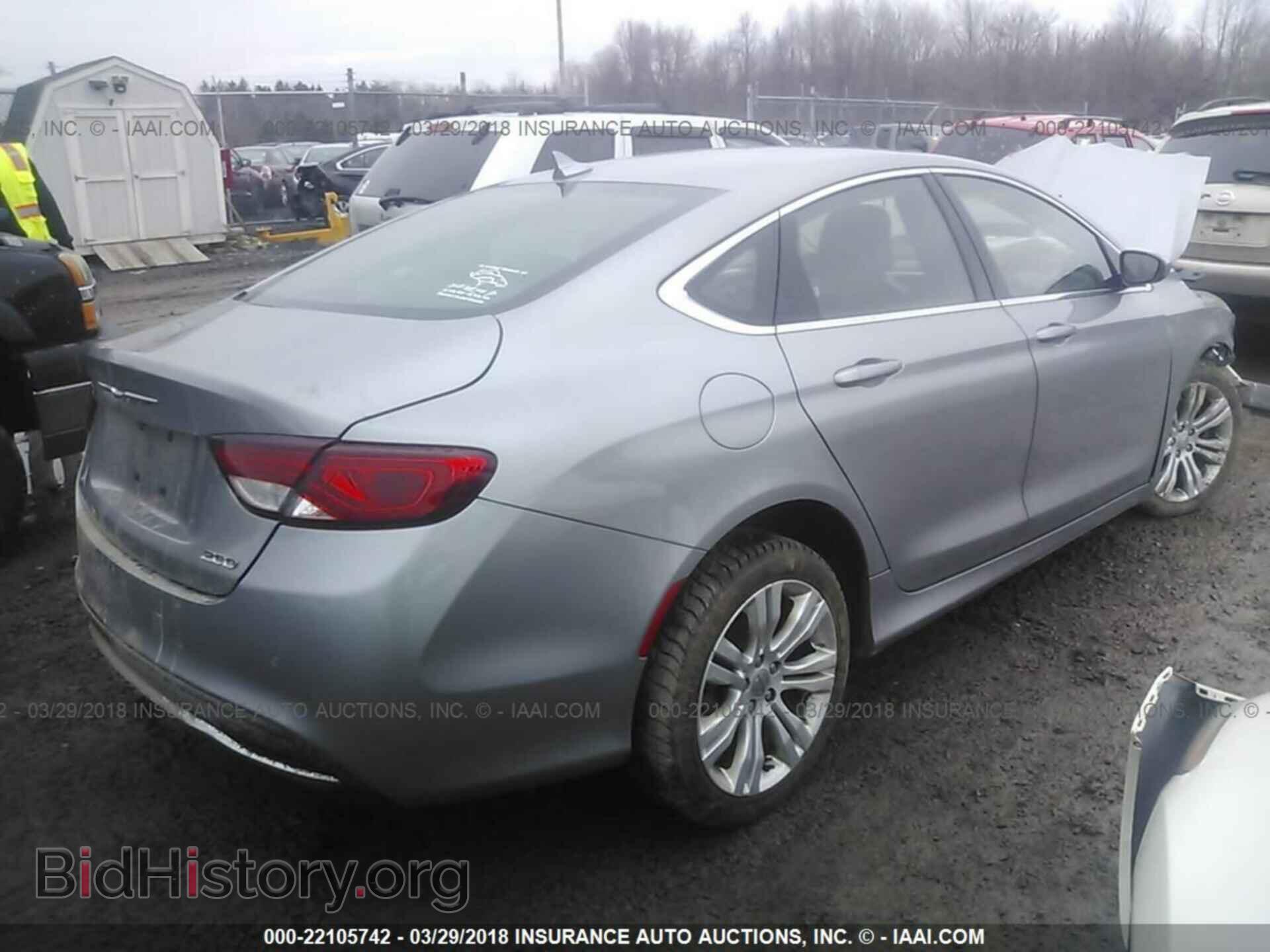 2015 Chrysler 200 - VIN: 1C3CCCAB2FN738906 - Фото 4
