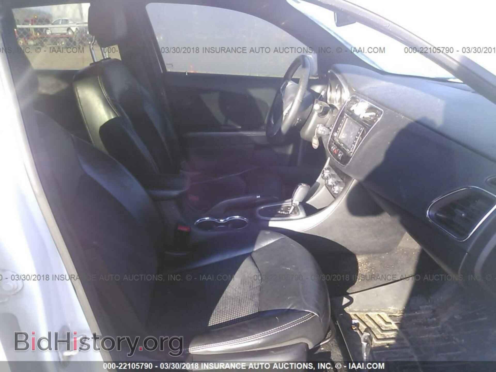 2013 Chrysler 200 - VIN: 1C3CCBCG7DN577419 - Фото 5