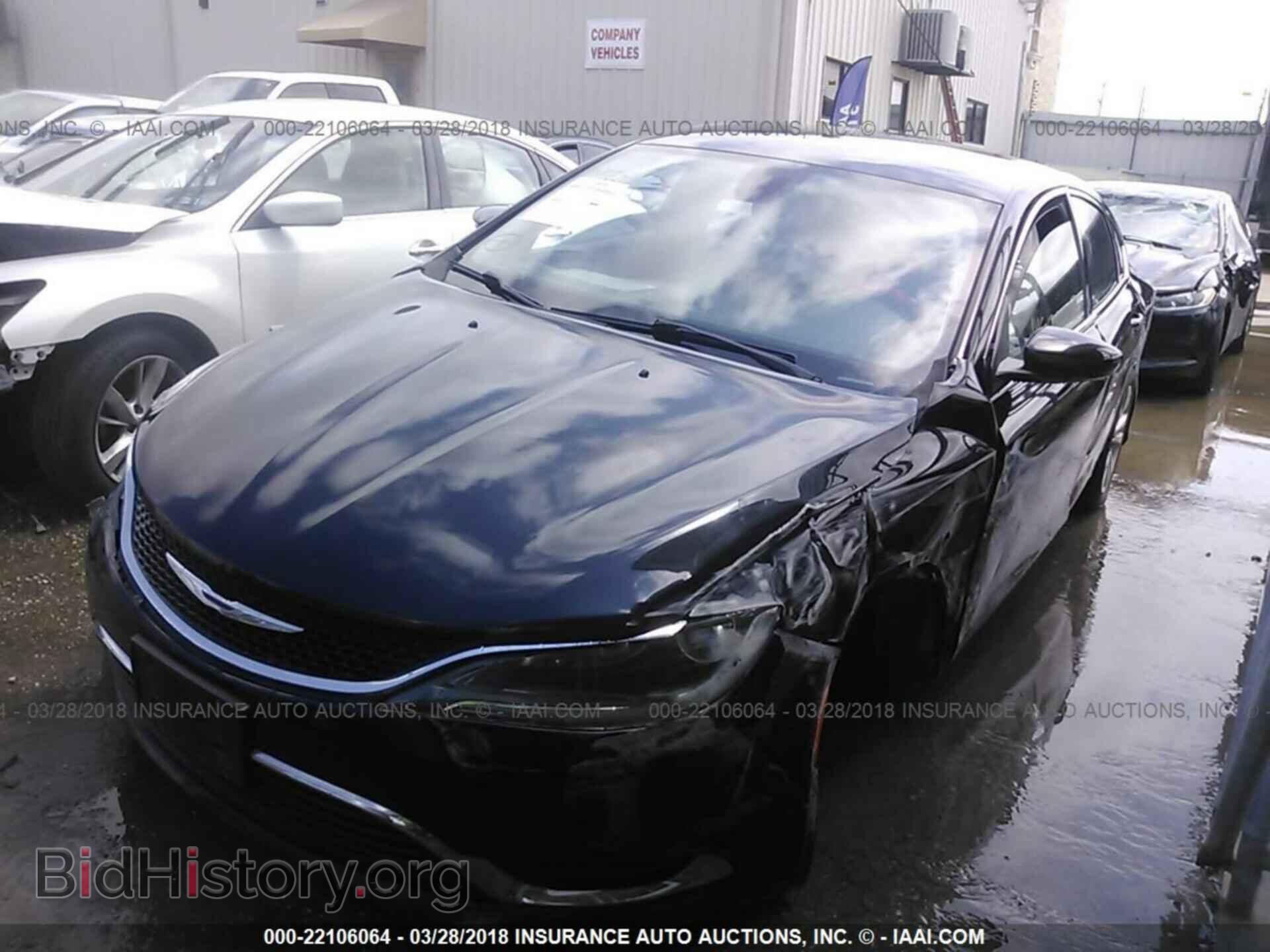 2015 Chrysler 200 - VIN: 1C3CCCAB7FN645136 - Фото 2