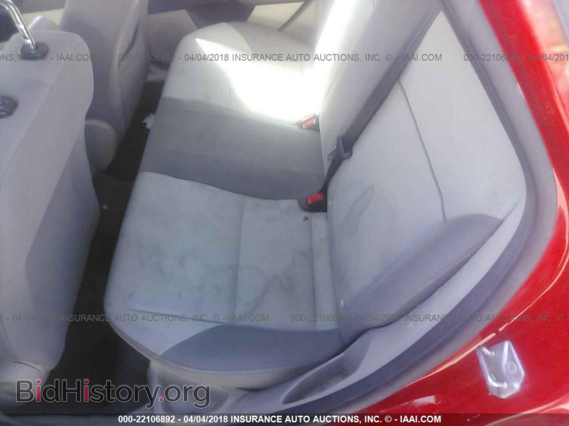 2012 Ford Focus - VIN: 1FAHP3F26CL155198 - Photo 8
