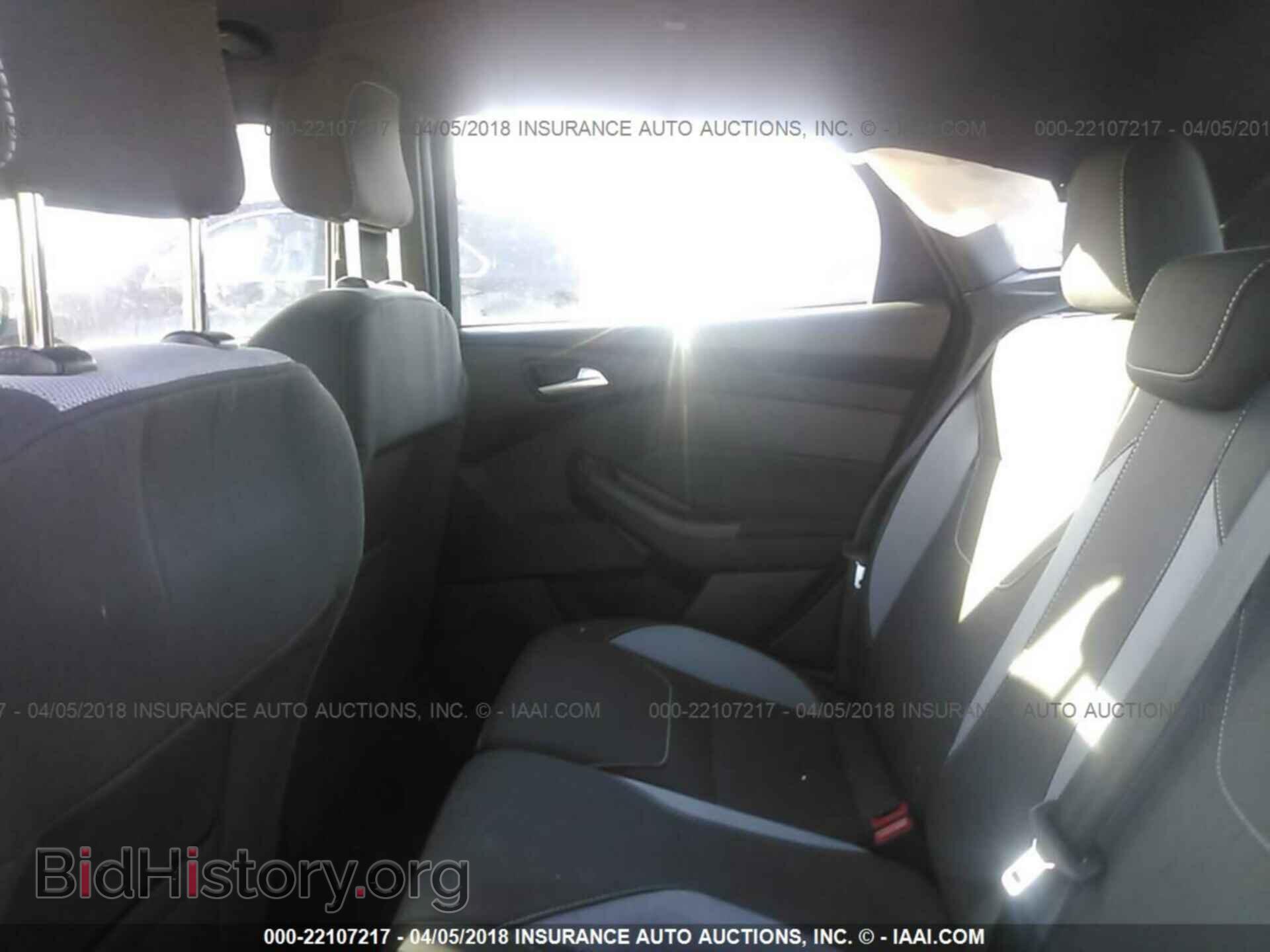 2017 Ford Focus - VIN: 1FADP3L99HL254363 - Photo 8