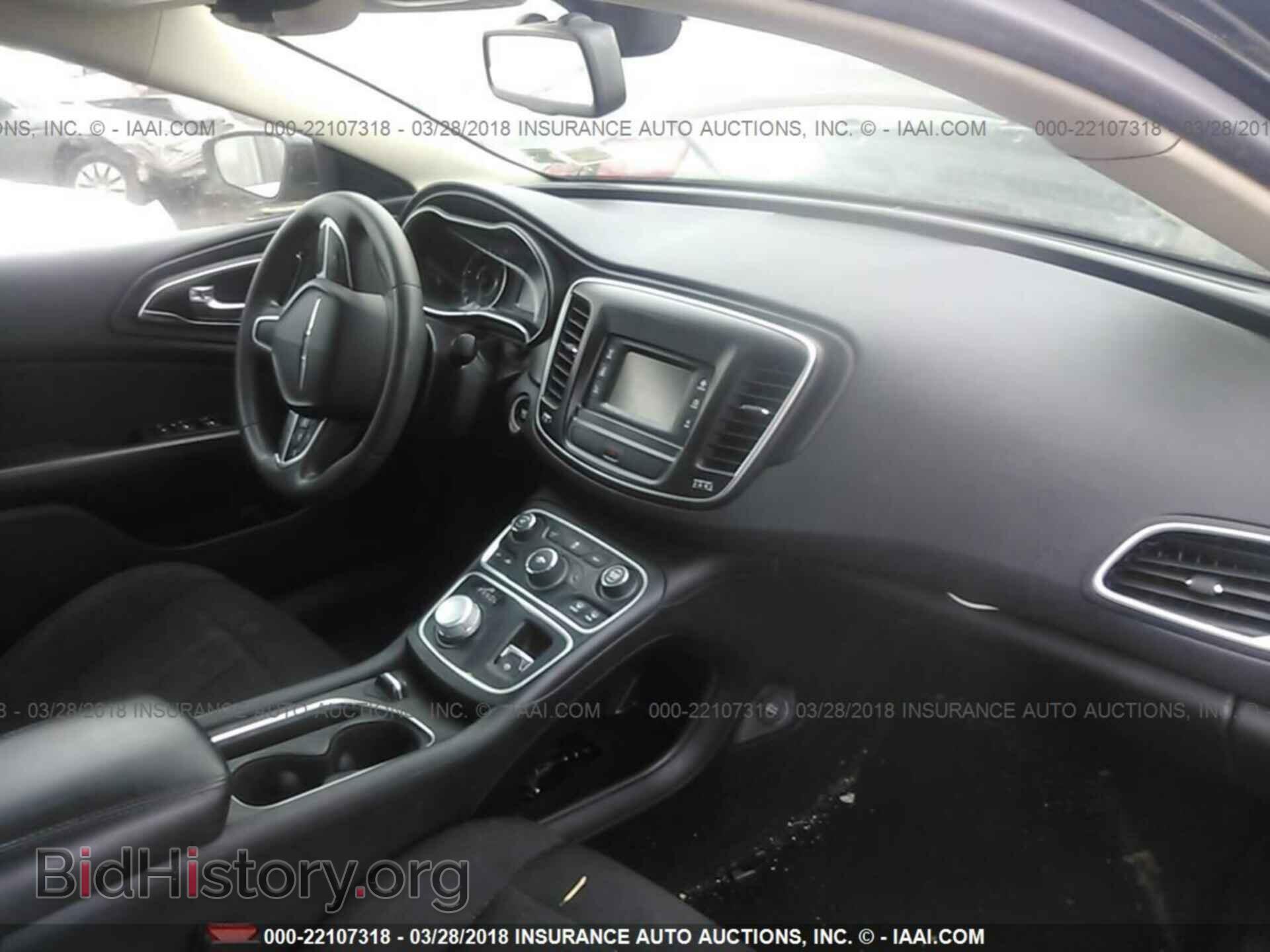 2016 Chrysler 200 - VIN: 1C3CCCAB9GN105305 - Фото 5
