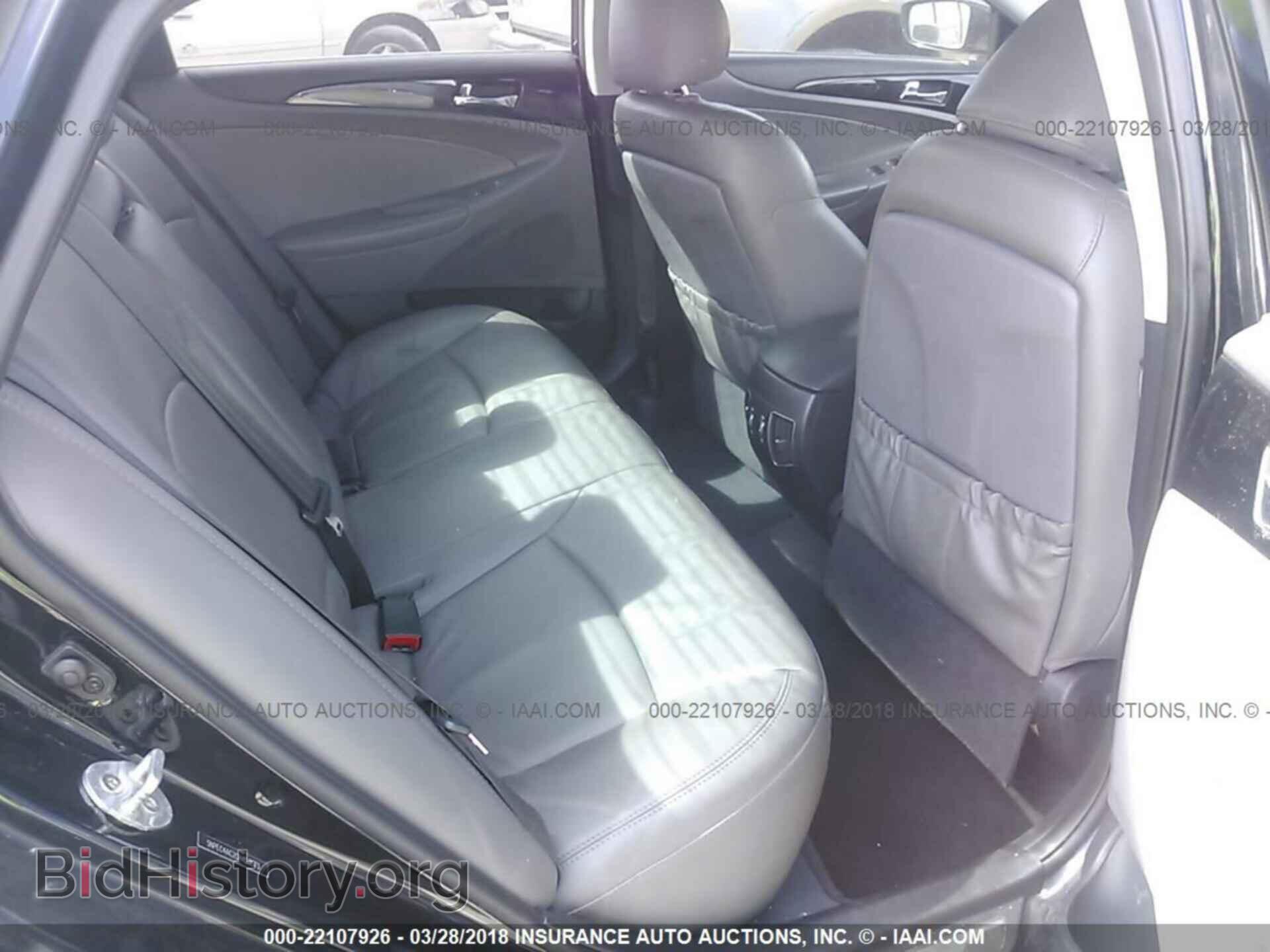 2012 Hyundai Sonata - VIN: 5NPEC4AC2CH453573 - Photo 8